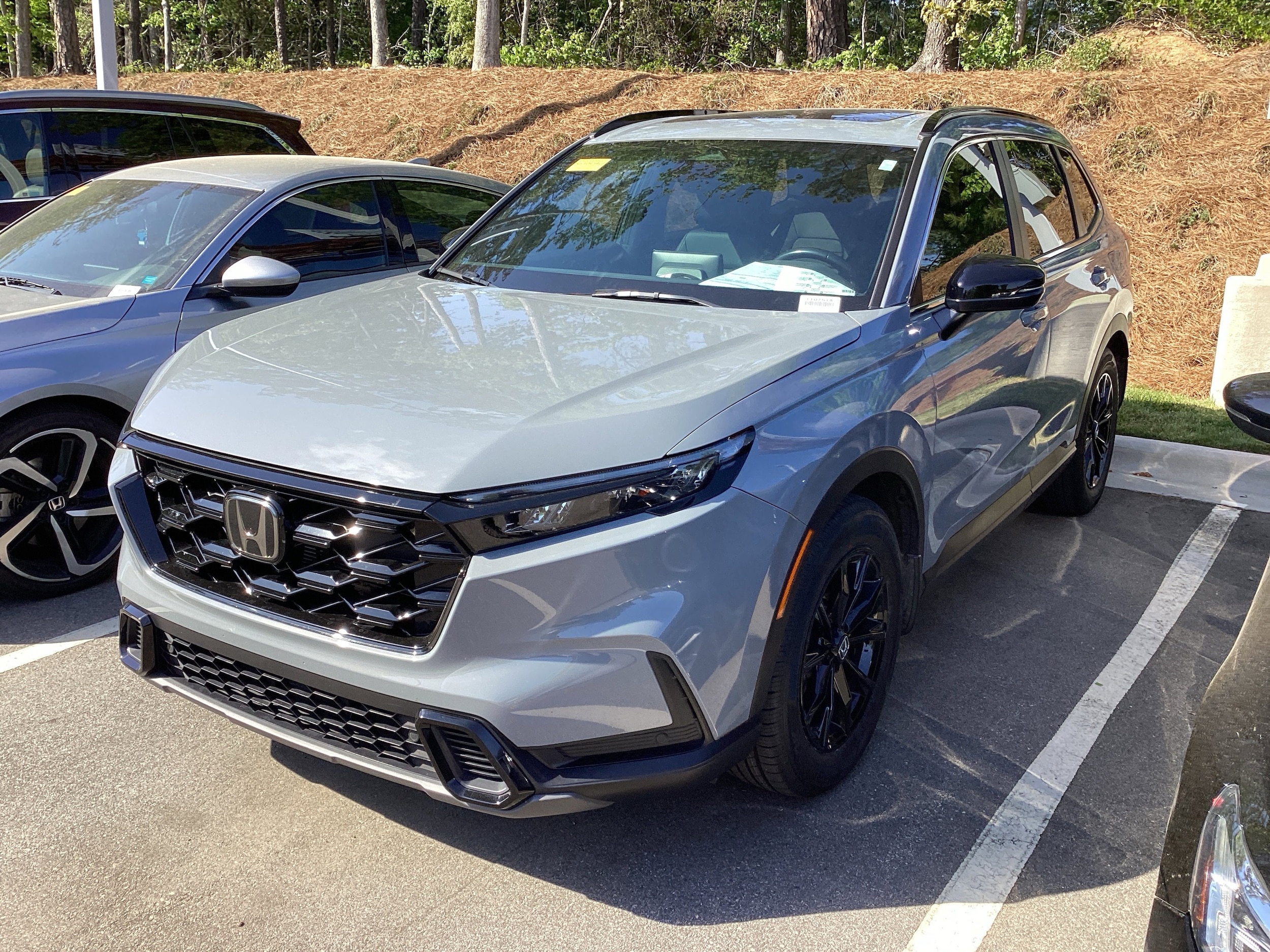2025 Honda CR-V Hybrid Sport-L photo 6