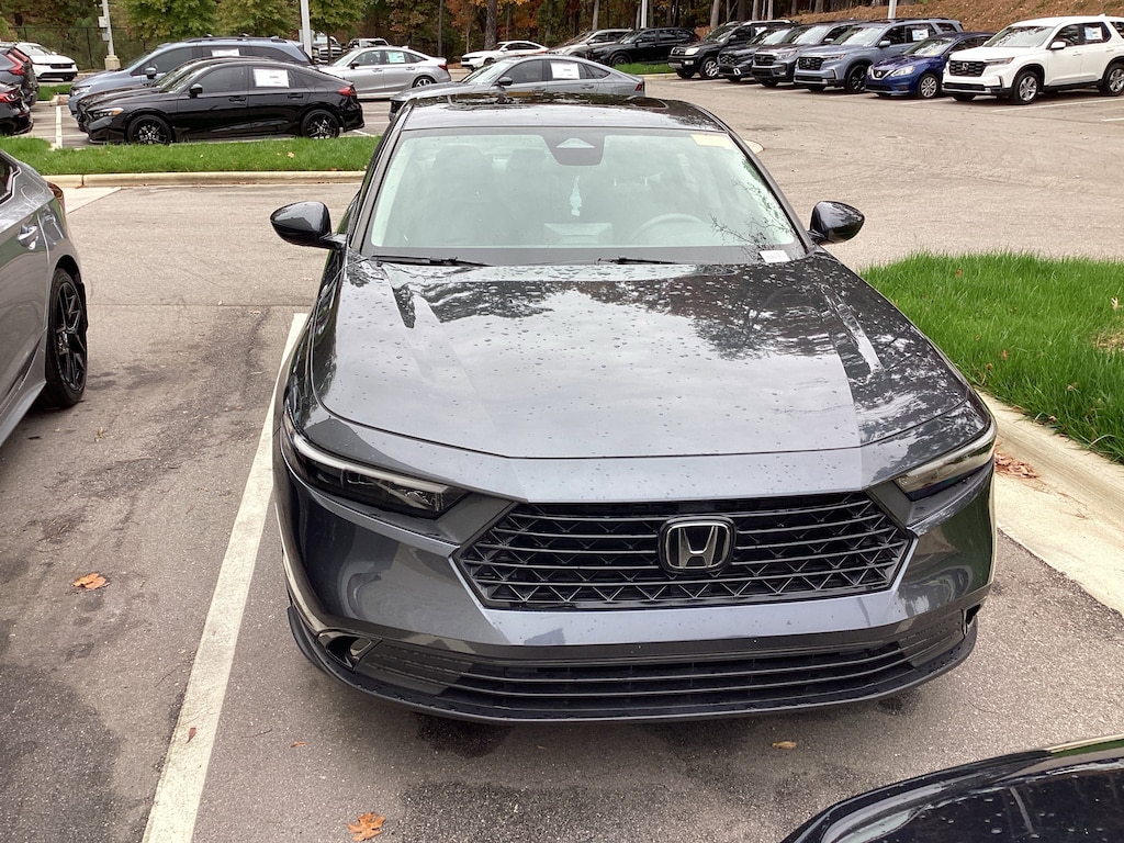 Used 2024 Honda Accord EX Sedan