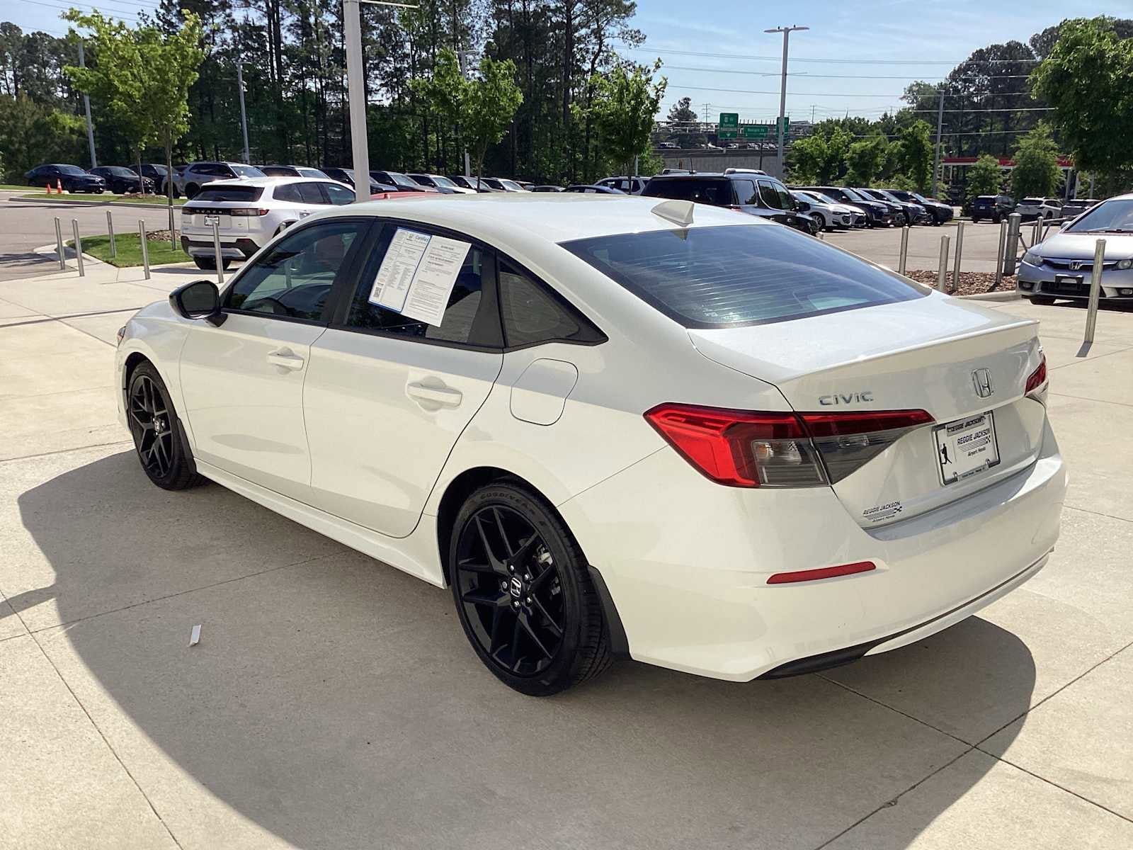 2023 Honda Civic Sport photo 6