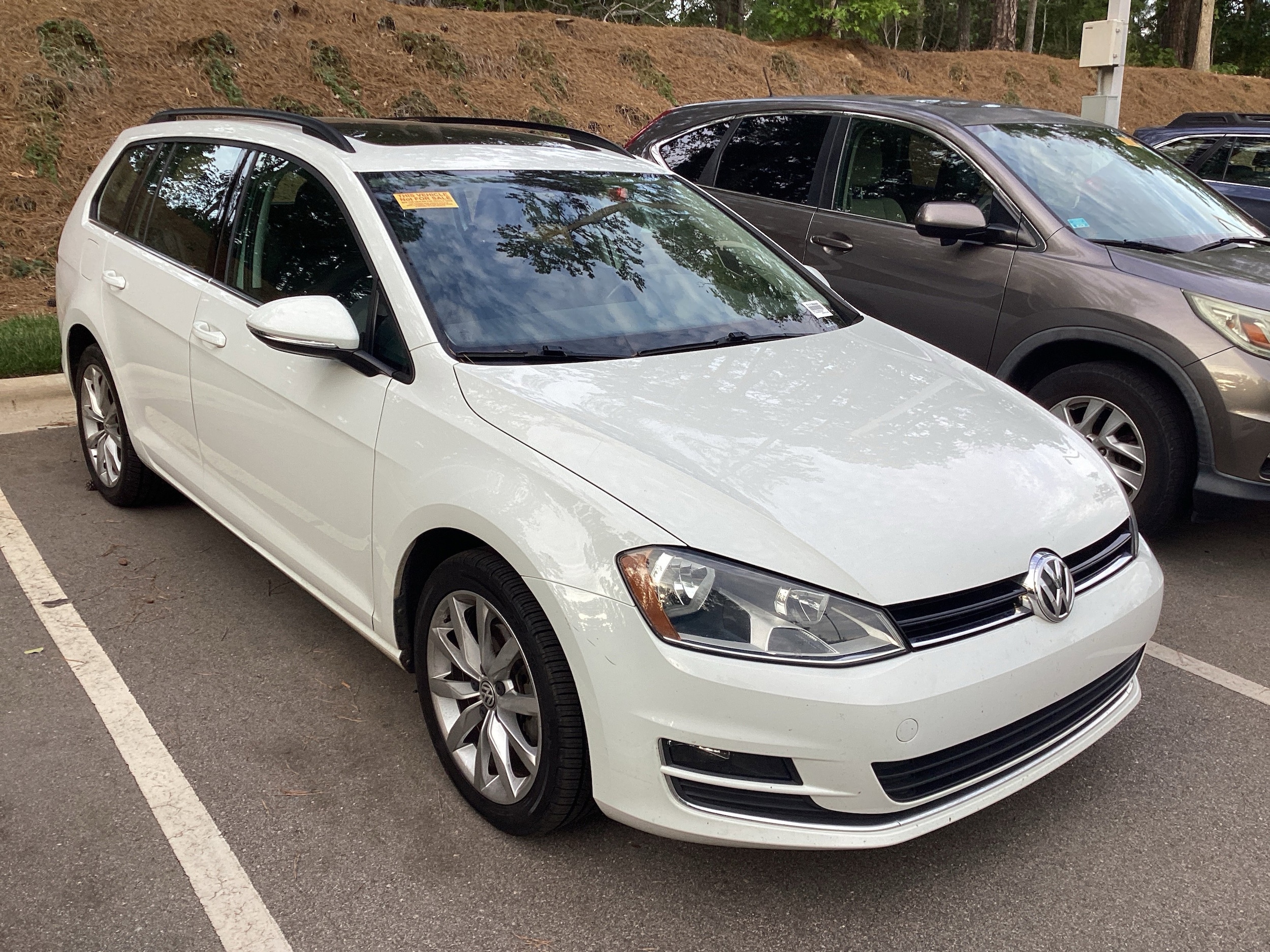 Volkswagen Golf SportWagen TSI SE 4-Door Automatic