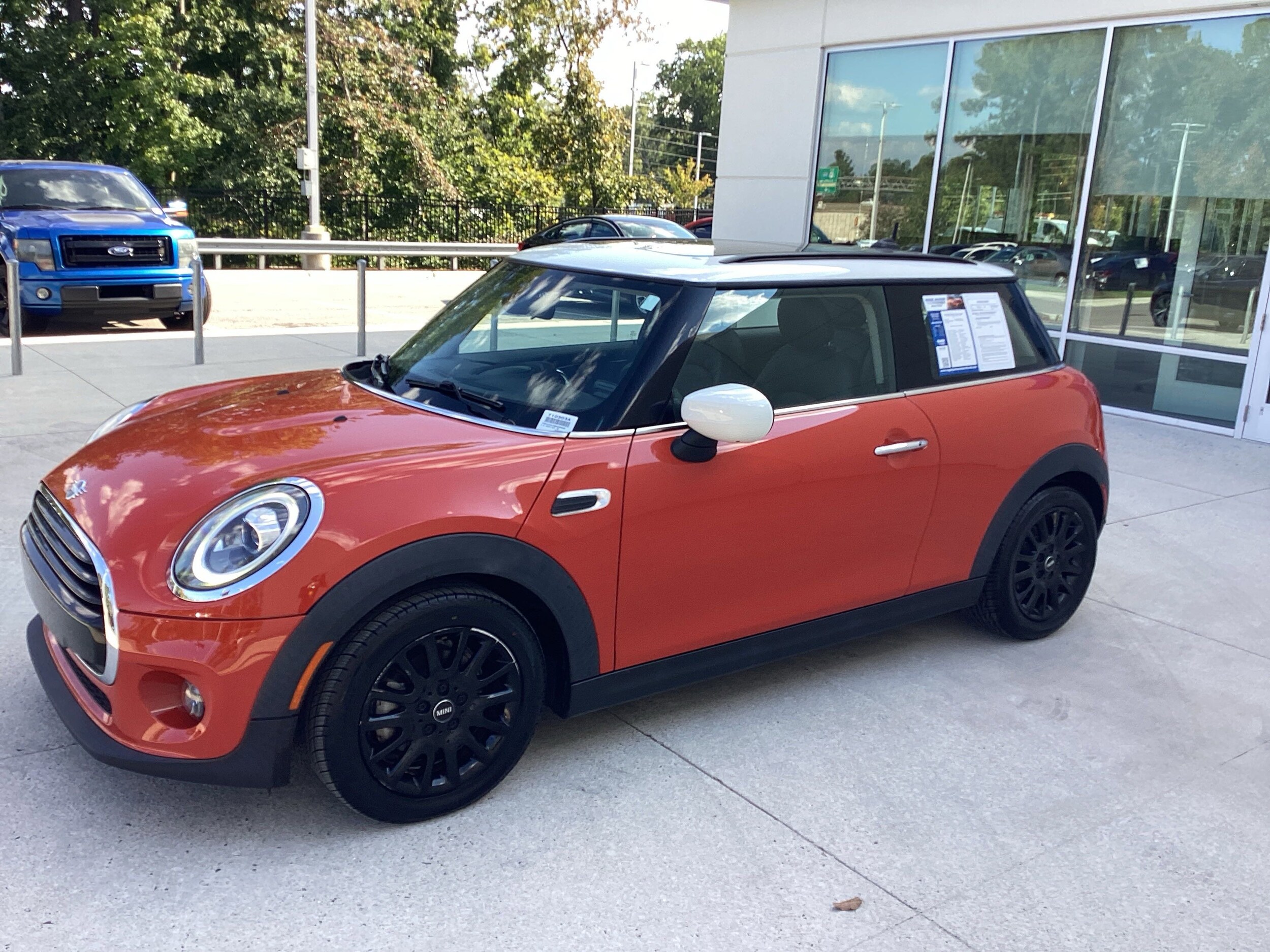 2021 Mini Cooper 2 Door Hardtop photo 3
