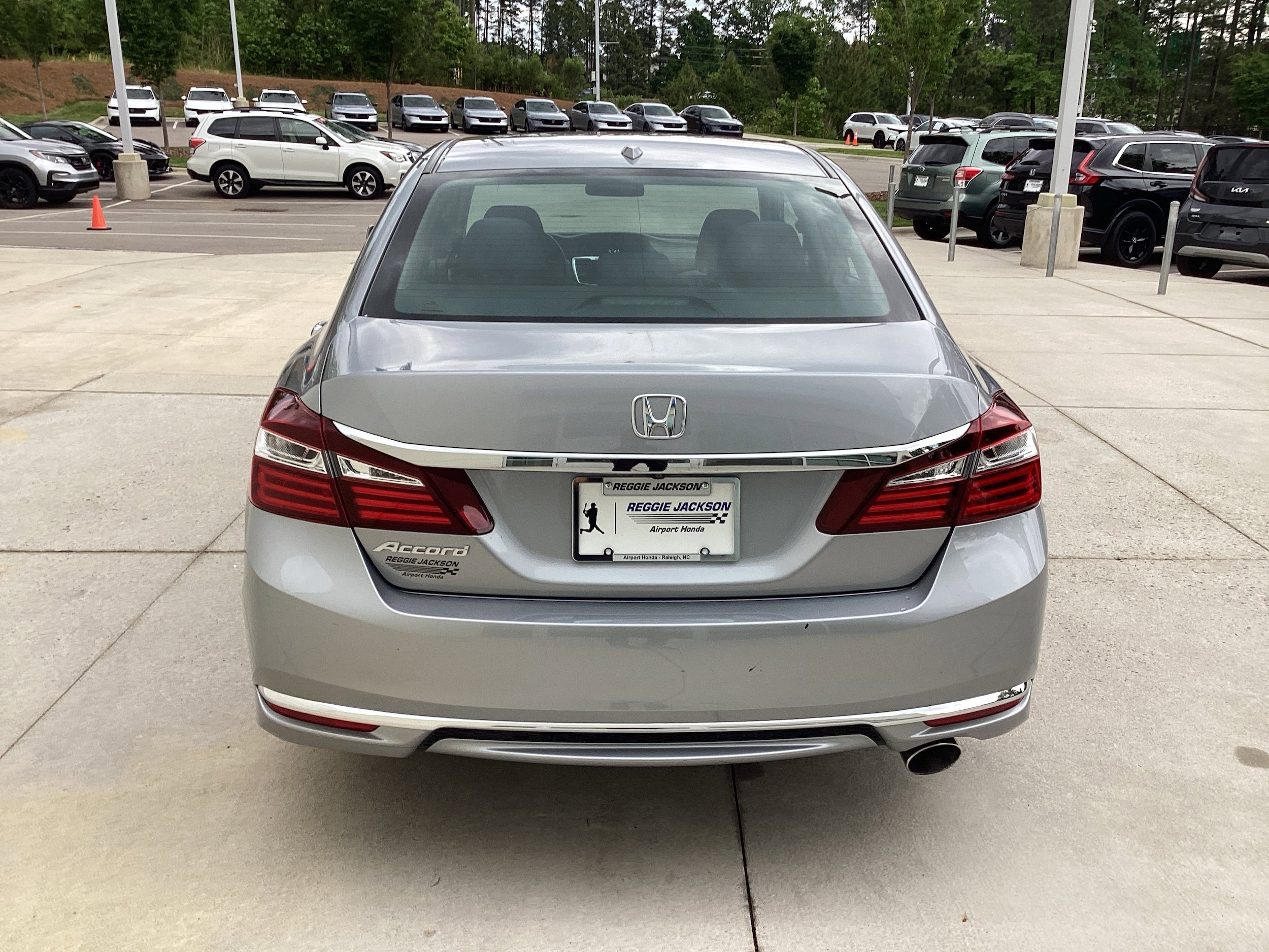 2016 Honda Accord EX photo 3