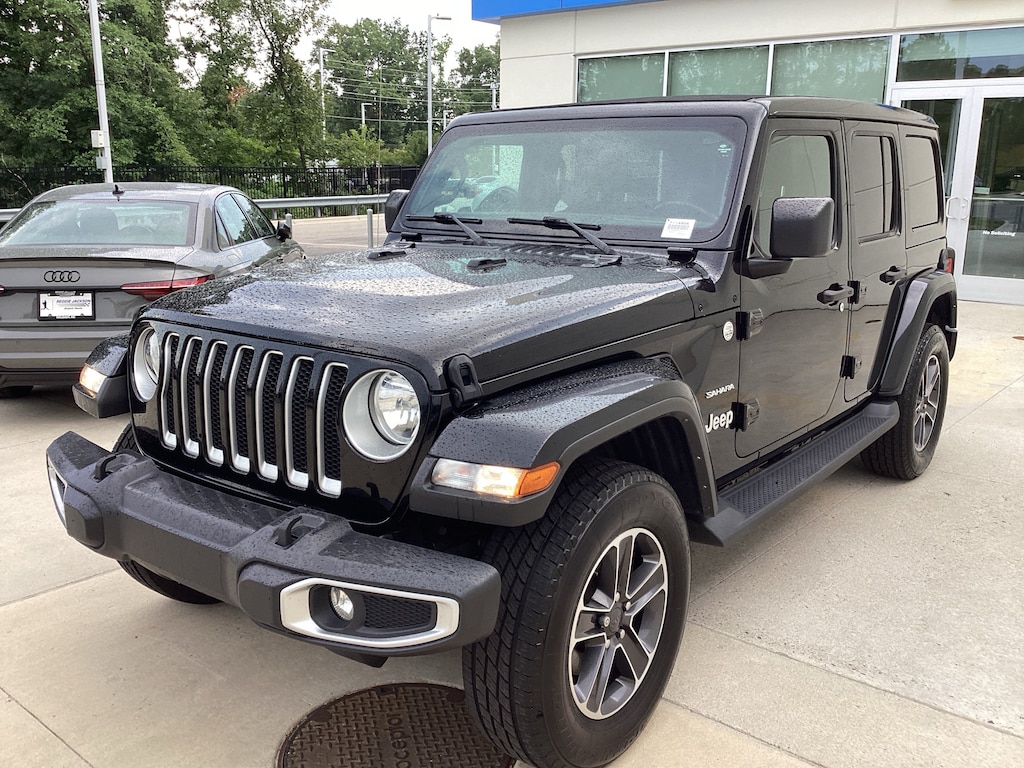 Used 2023 Jeep Wrangler 4-DOOR SAHARA 4X4 SUV