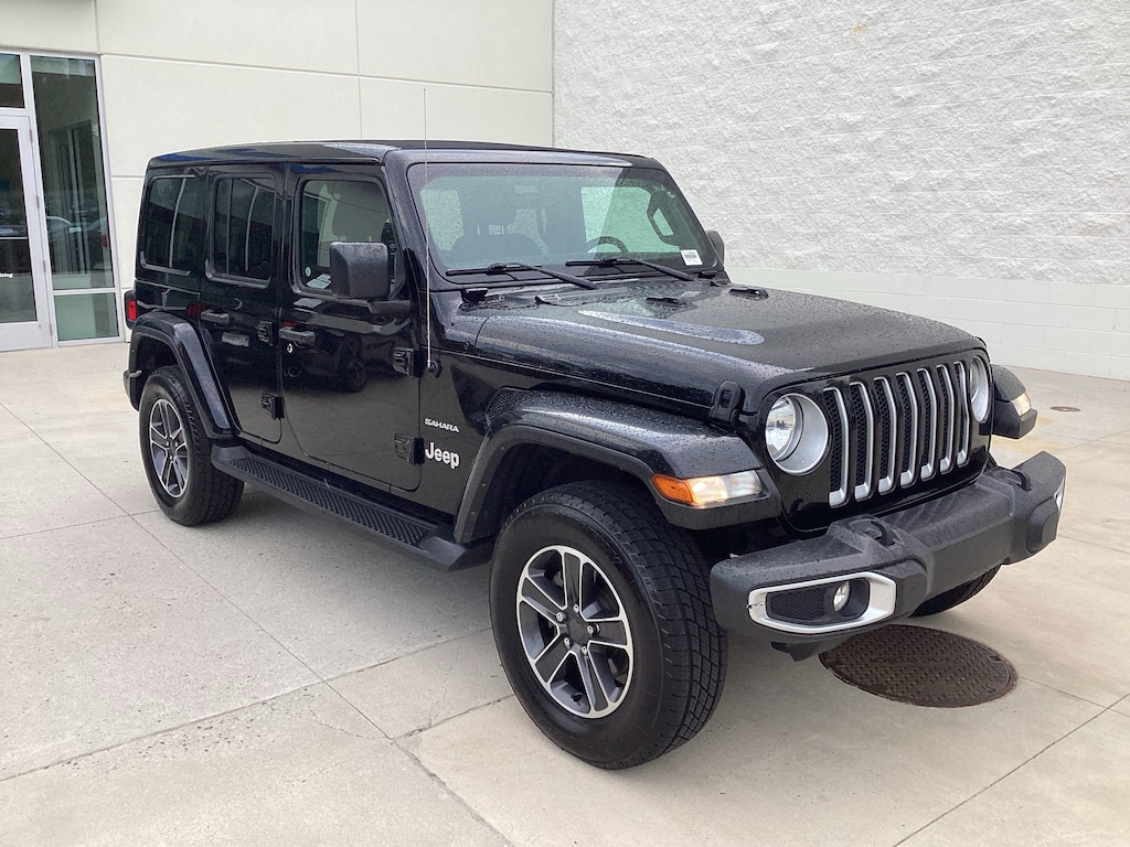 Used 2023 Jeep Wrangler 4-DOOR SAHARA 4X4 SUV