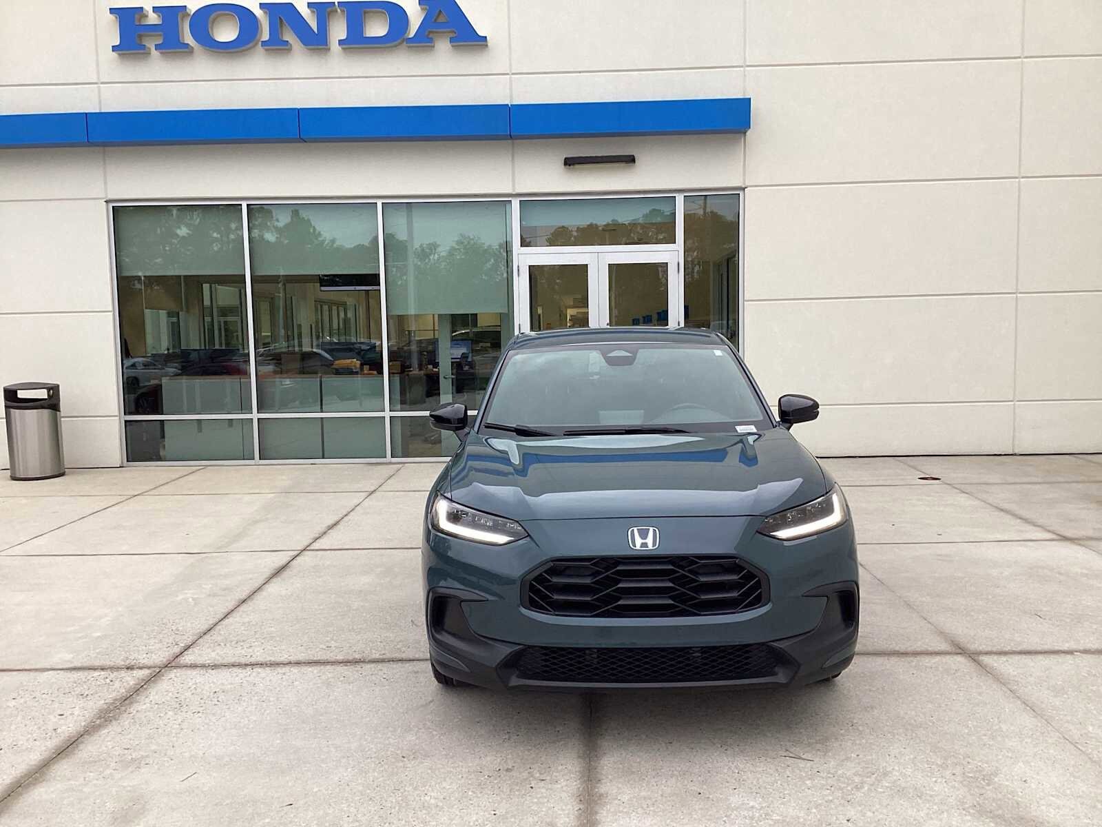 2023 Honda HR-V Sport 2WD photo 2