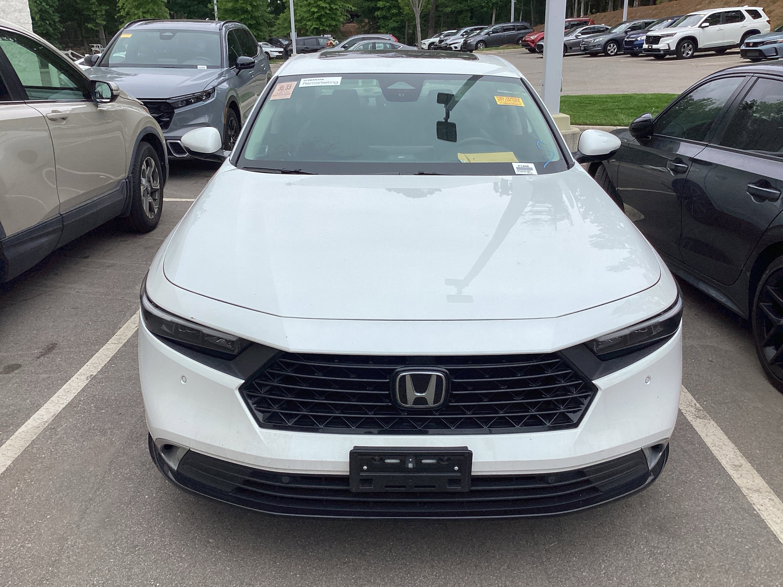 2024 Honda Accord Hybrid Touring photo 2