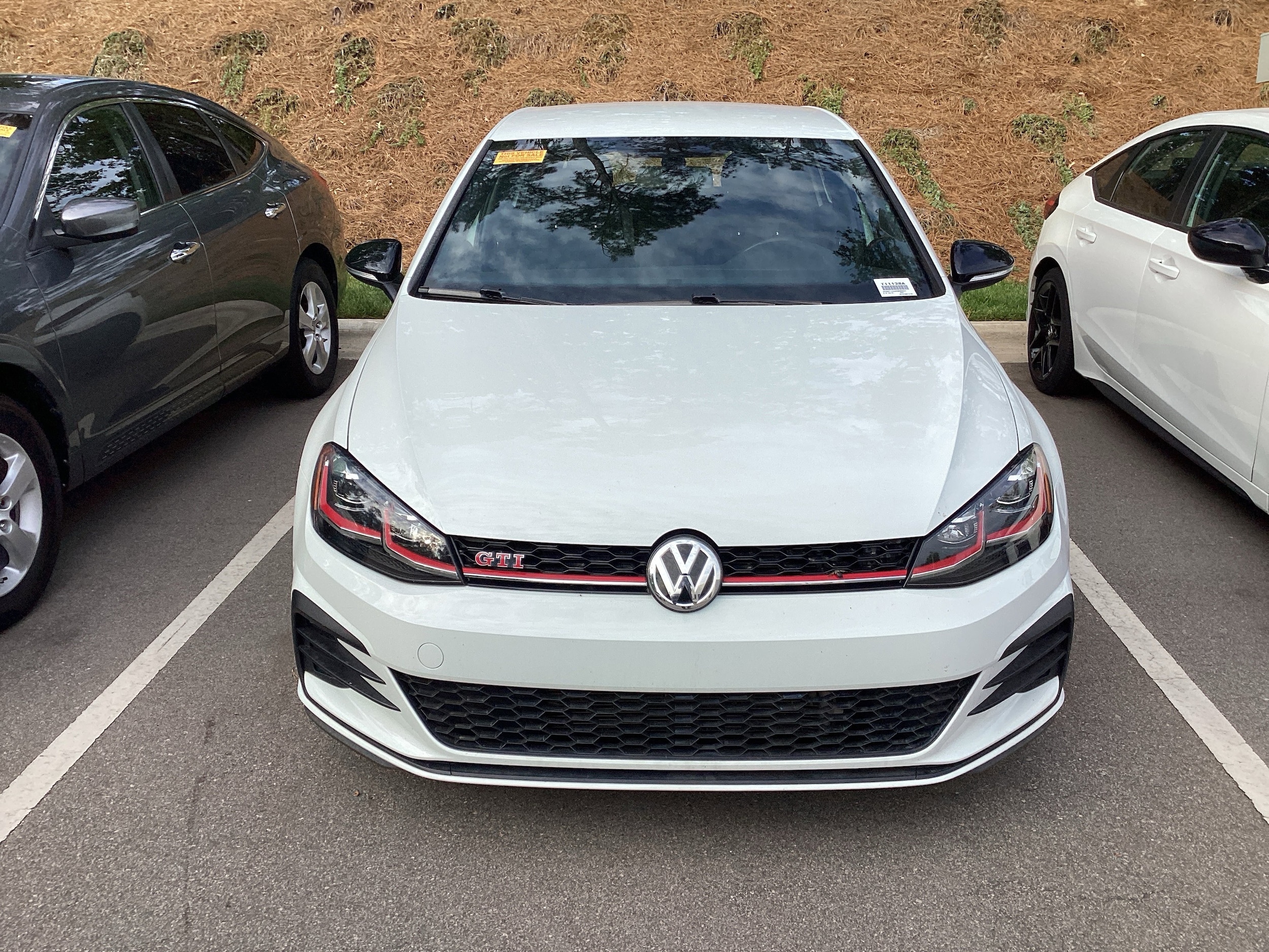 2019 Volkswagen Golf GTI 2.0T Rabbit Edition photo 2
