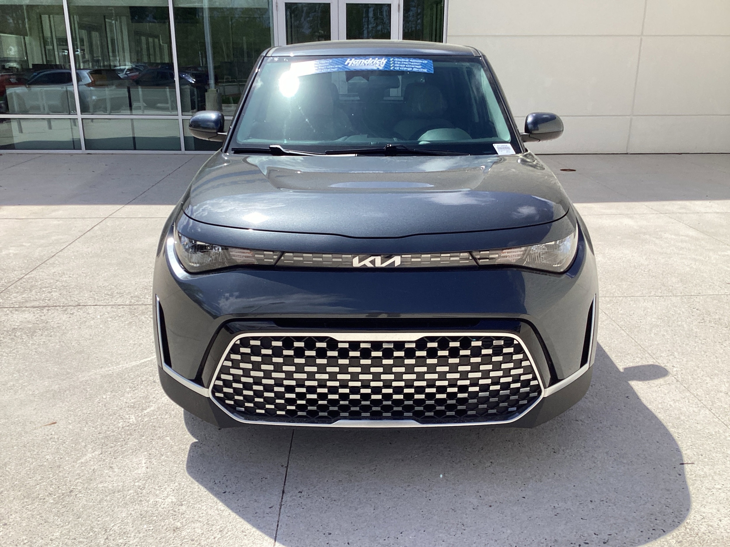 2023 Kia Soul EX photo 2