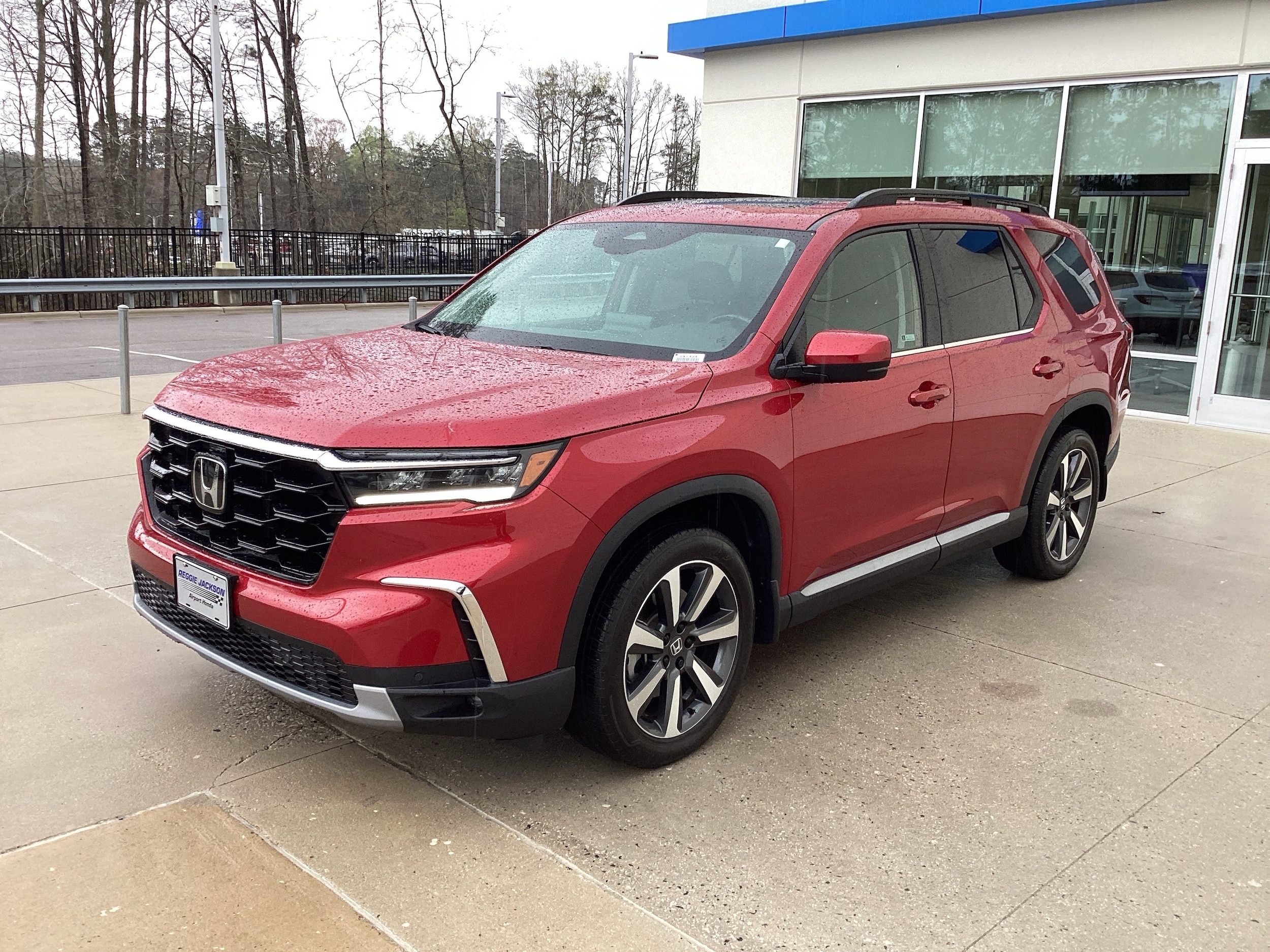 2024 Honda Pilot Touring photo 5