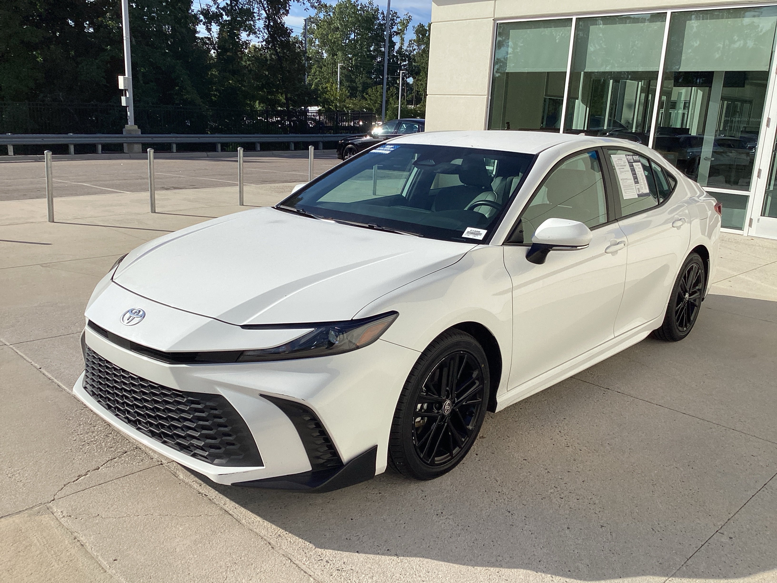 Used 2025 Toyota Camry SE Sedan