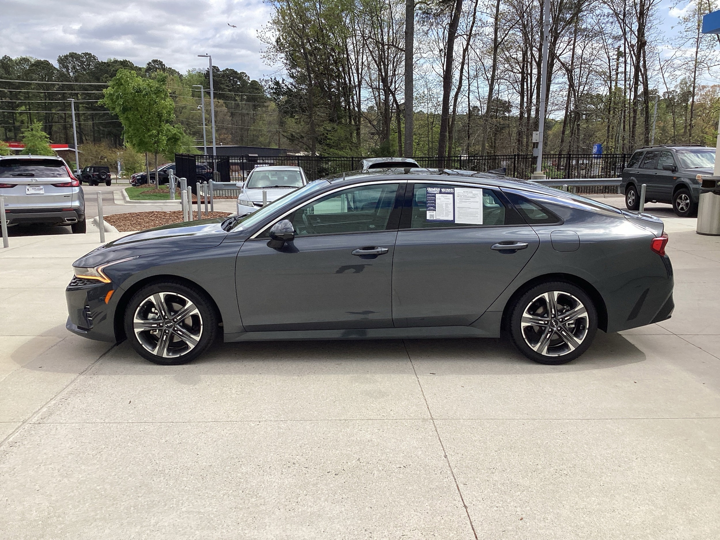 2022 Kia K5 EX photo 5