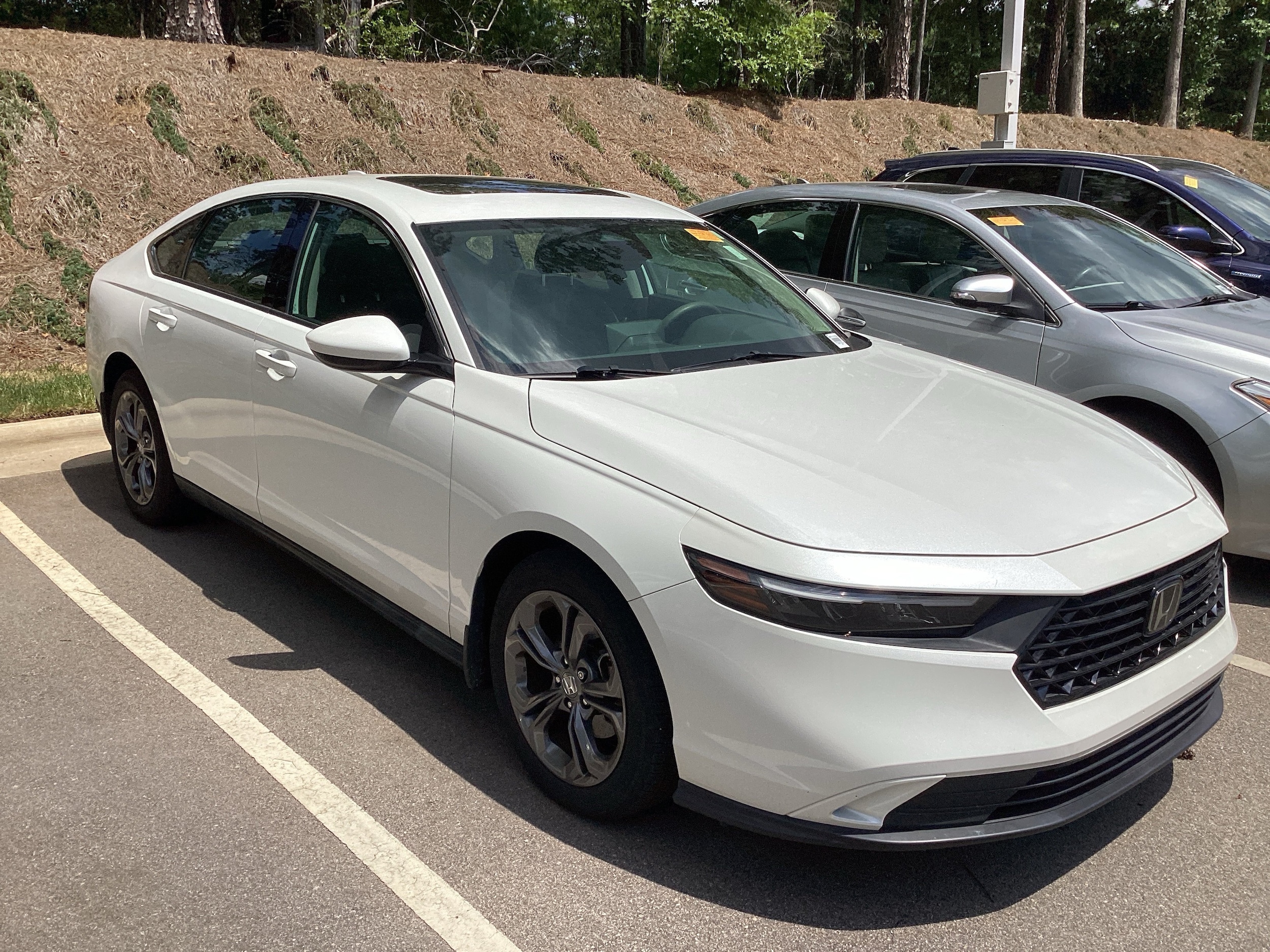 Used 2023 Honda Accord EX with VIN 1HGCY1F32PA045430 for sale in Kansas City