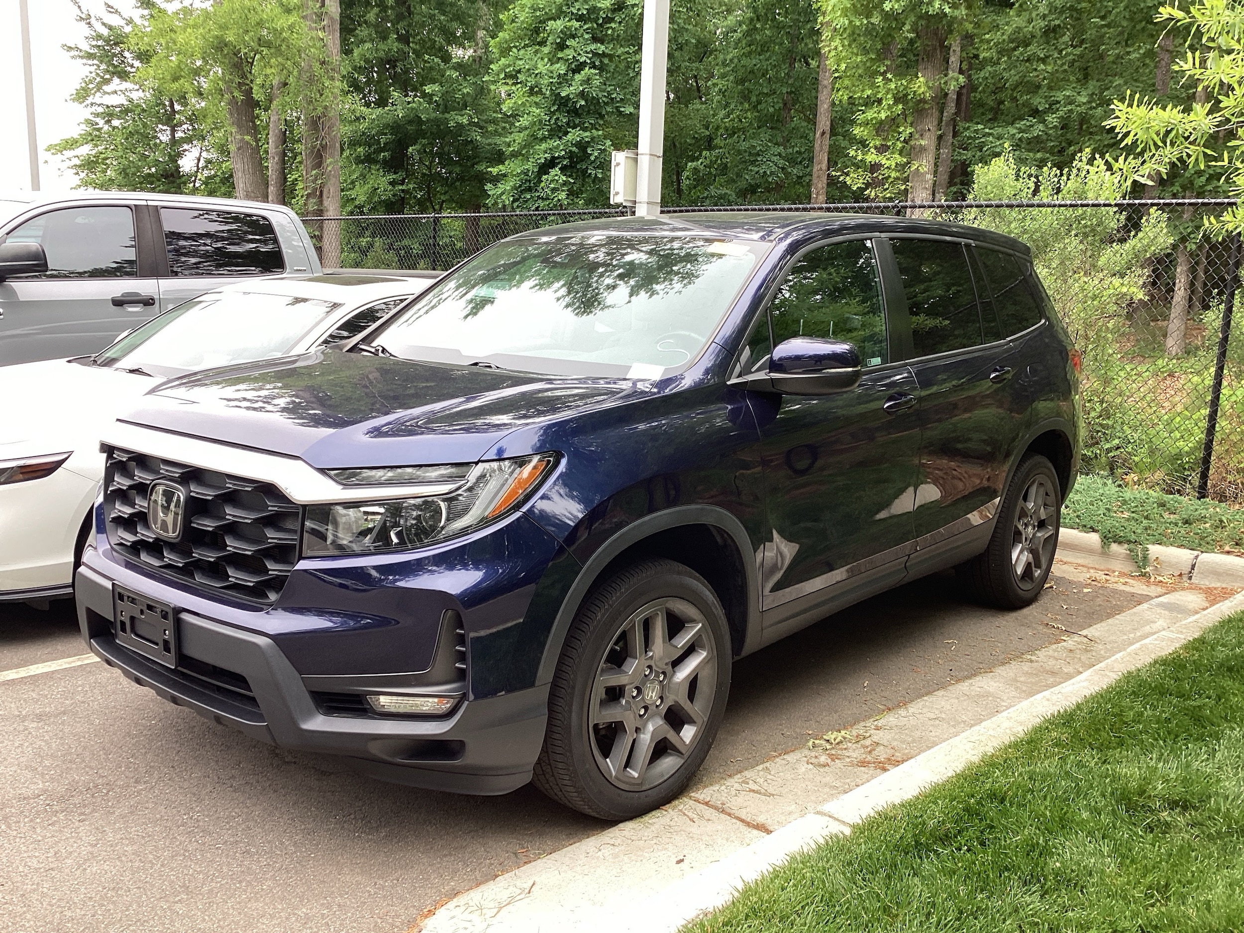 2022 Honda Passport EX-L AWD photo 6