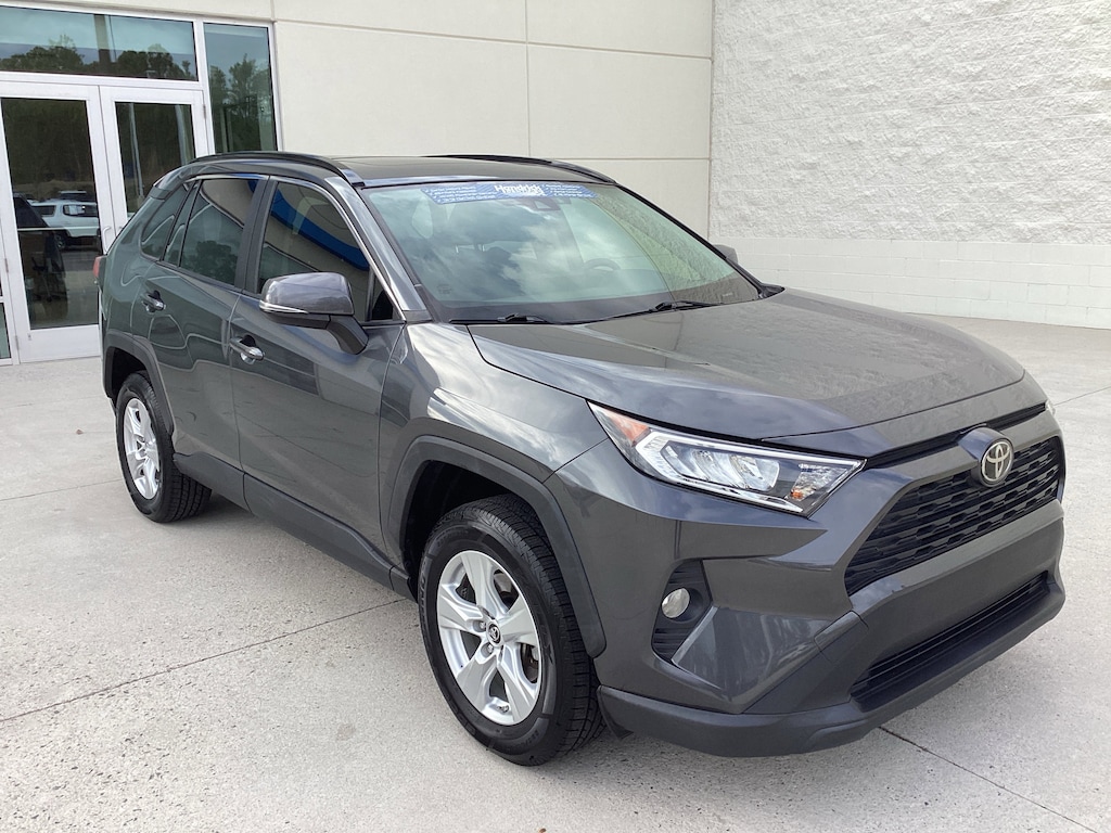 Used 2019 Toyota RAV4 XLE SUV