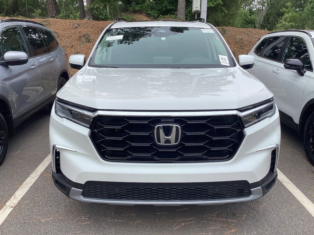 Certified 2025 Honda Pilot Touring+ SUV