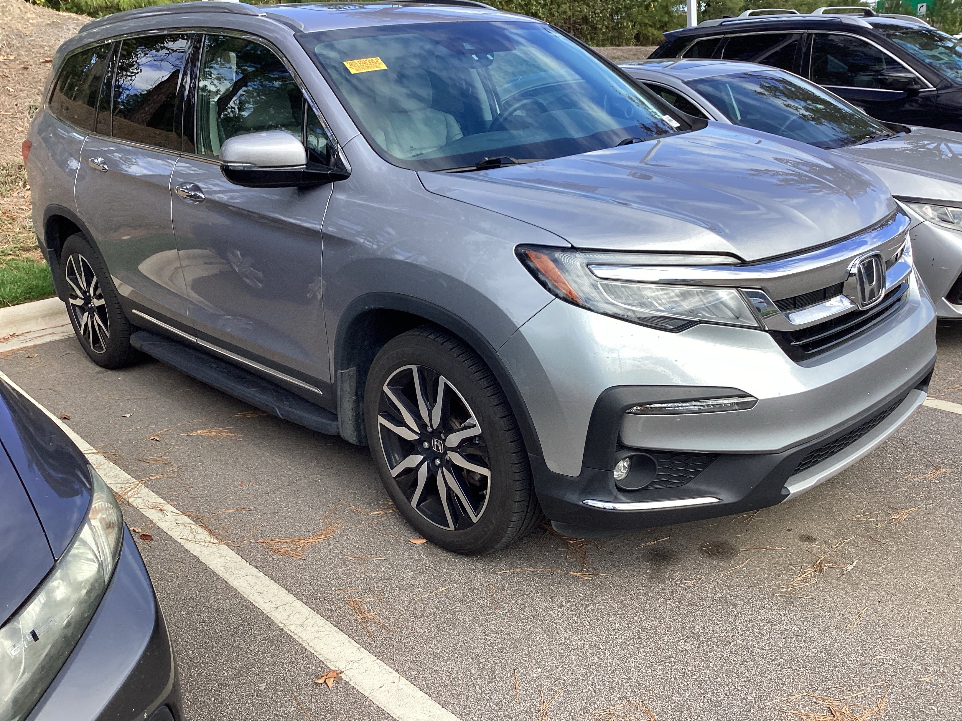 2022 Honda Pilot Touring 8 Passenger SUV