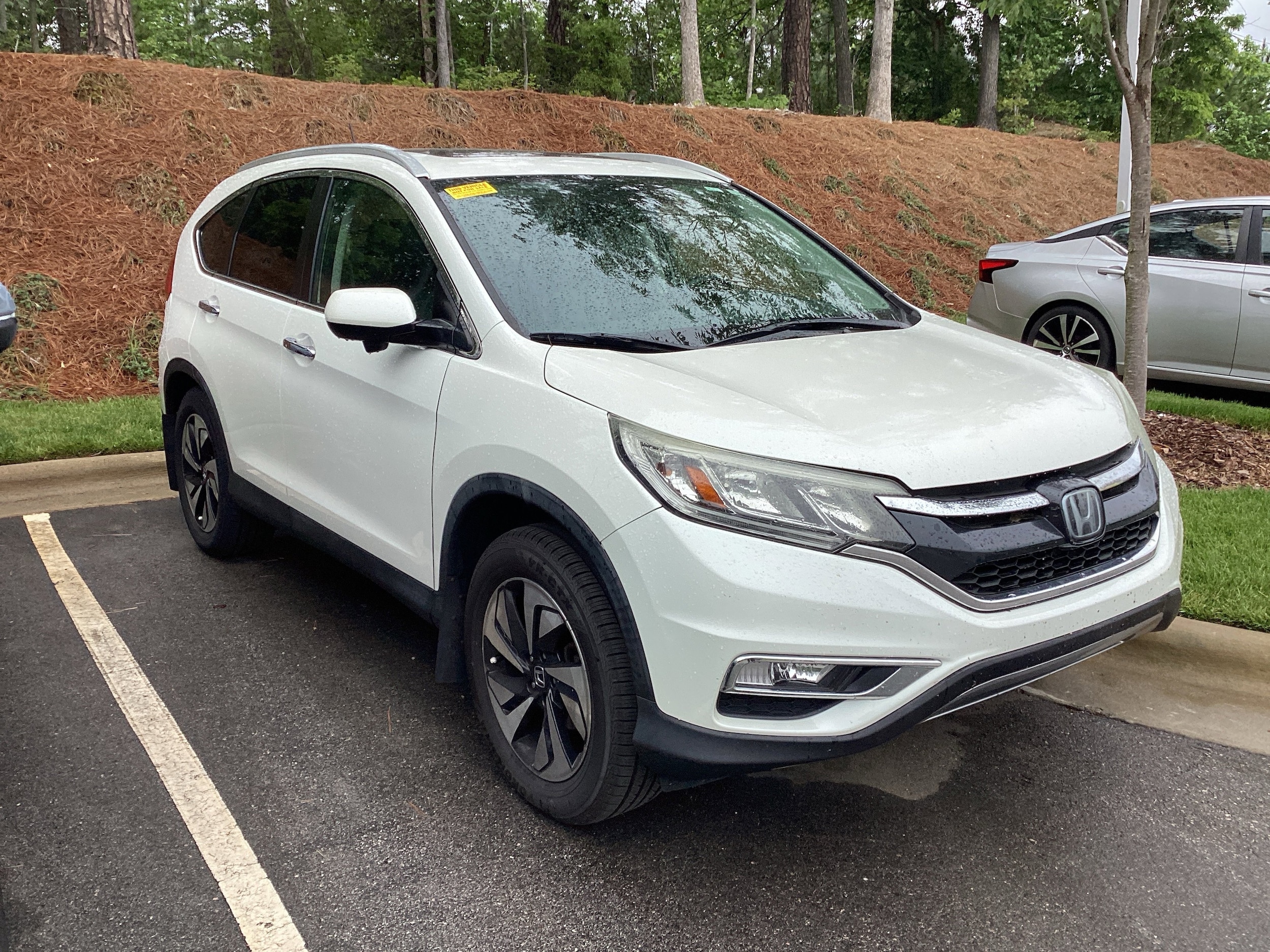 2016 Honda CR-V Touring AWD photo 2