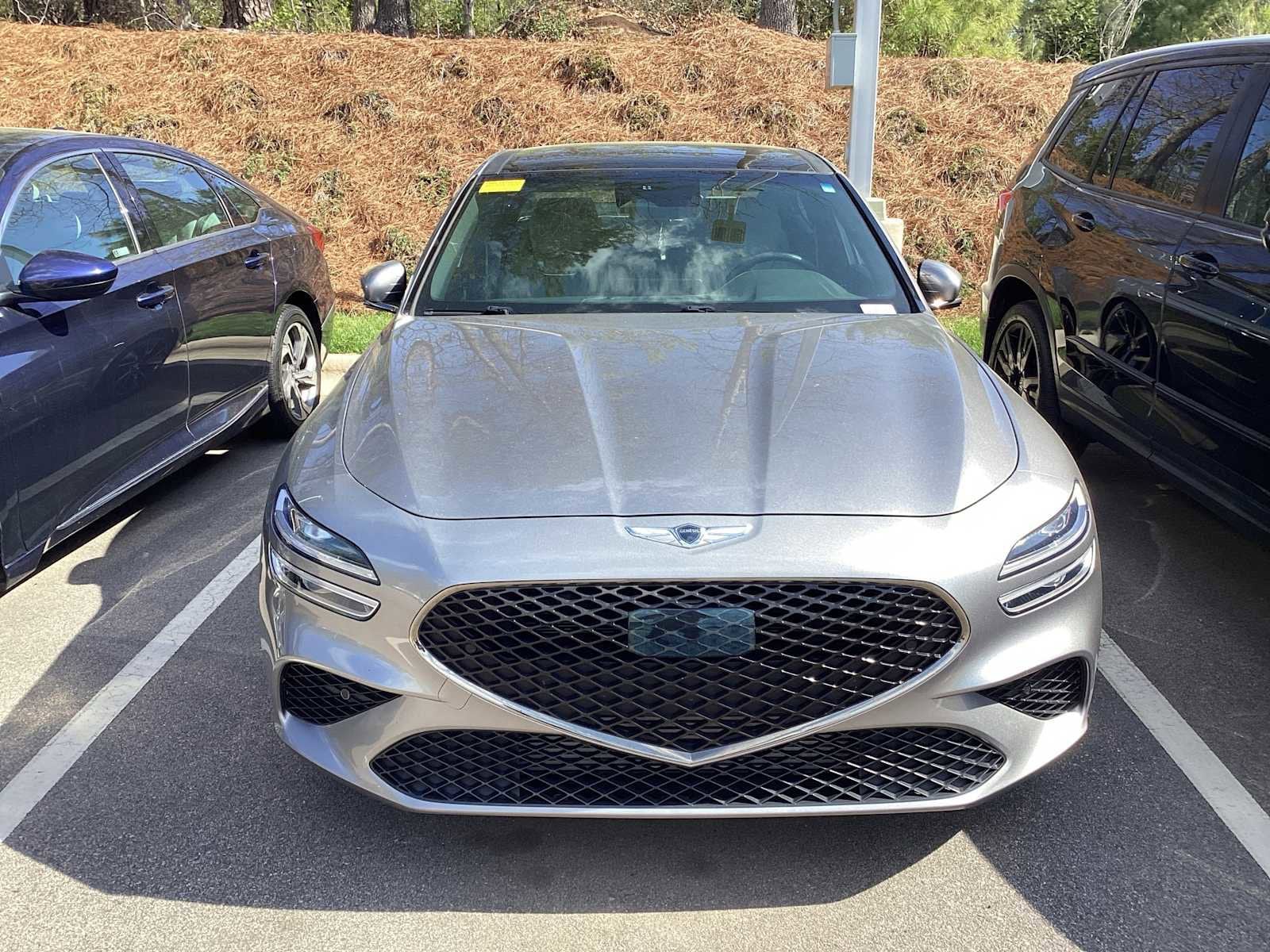 2022 Genesis G70 3.3T photo 2