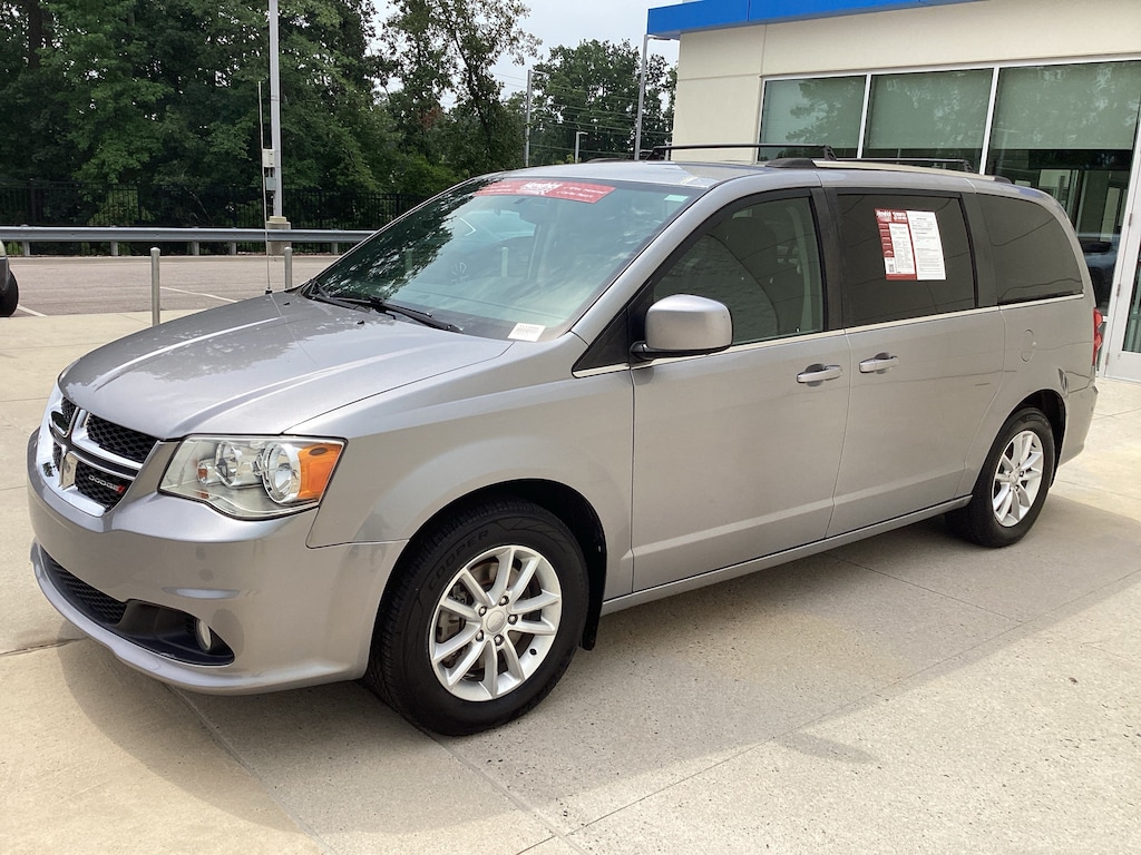 Used 2018 Dodge Grand Caravan SXT Van Passenger Van