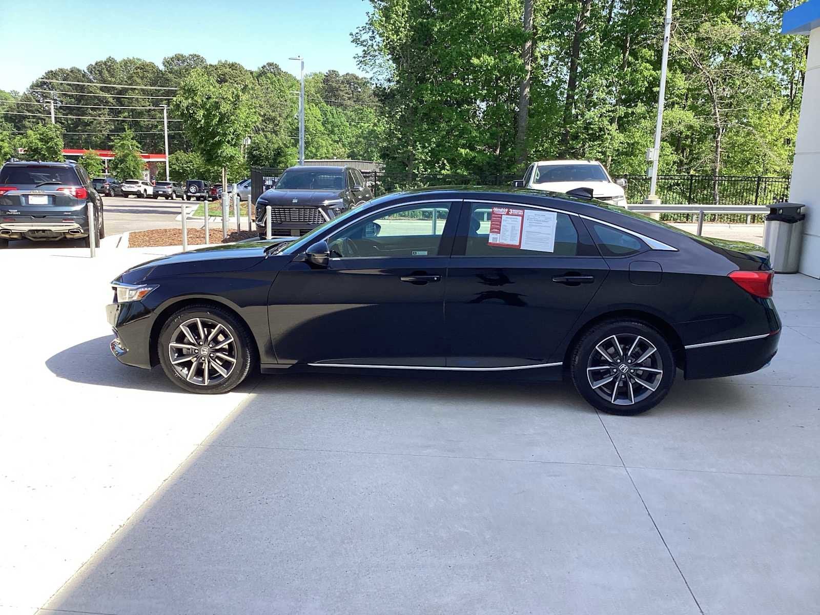 2022 Honda Accord EX-L 1.5T photo 5