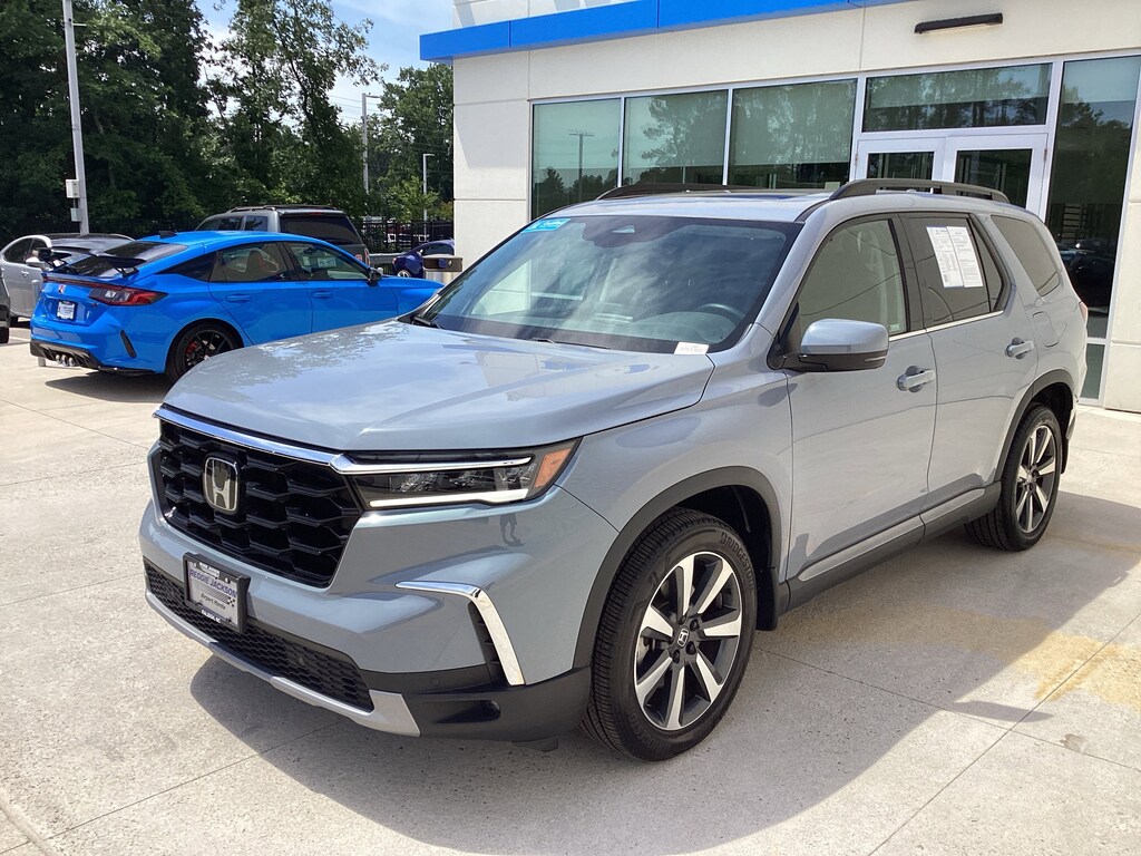 Certified 2023 Honda Pilot Touring SUV