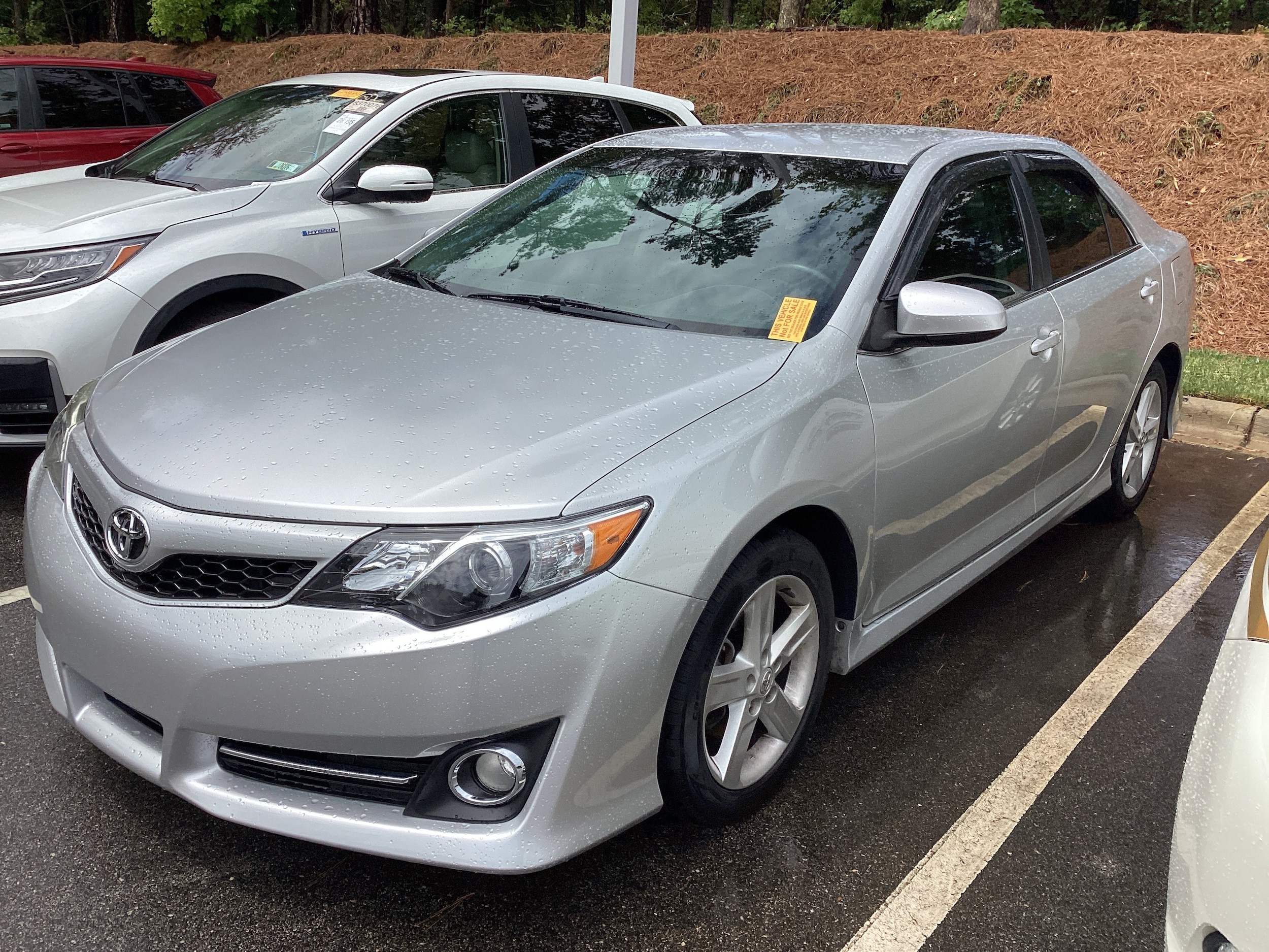 Toyota Camry SE