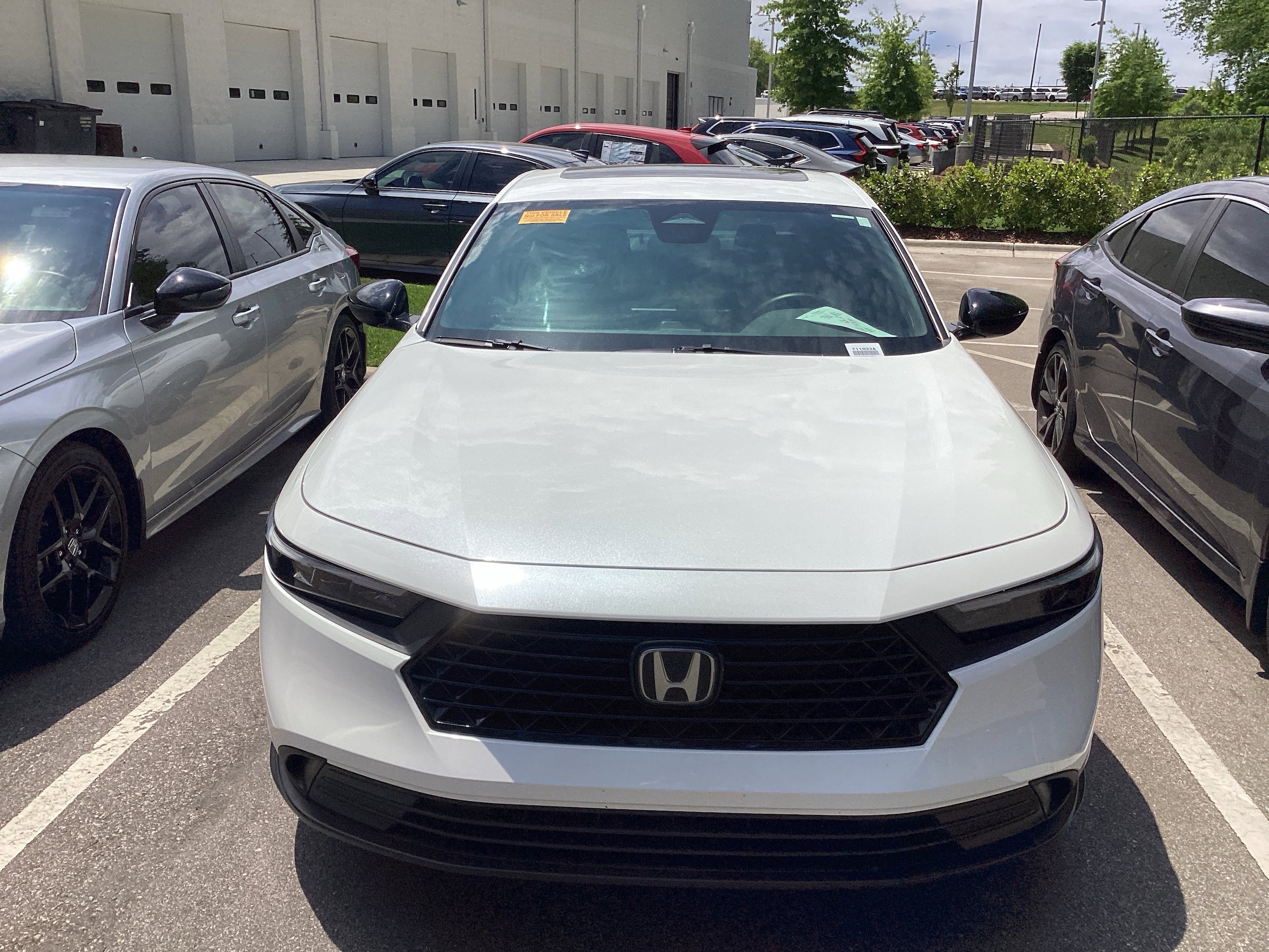 2024 Honda Accord Hybrid Sport photo 3