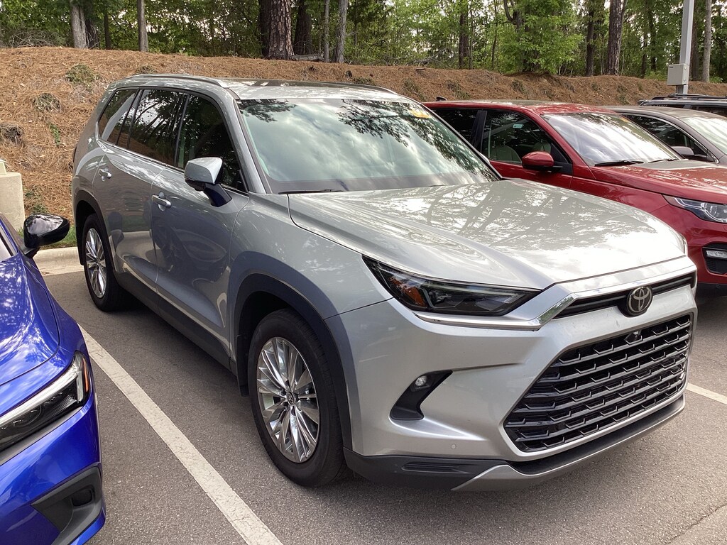 Used 2024 Toyota Grand Highlander Platinum SUV