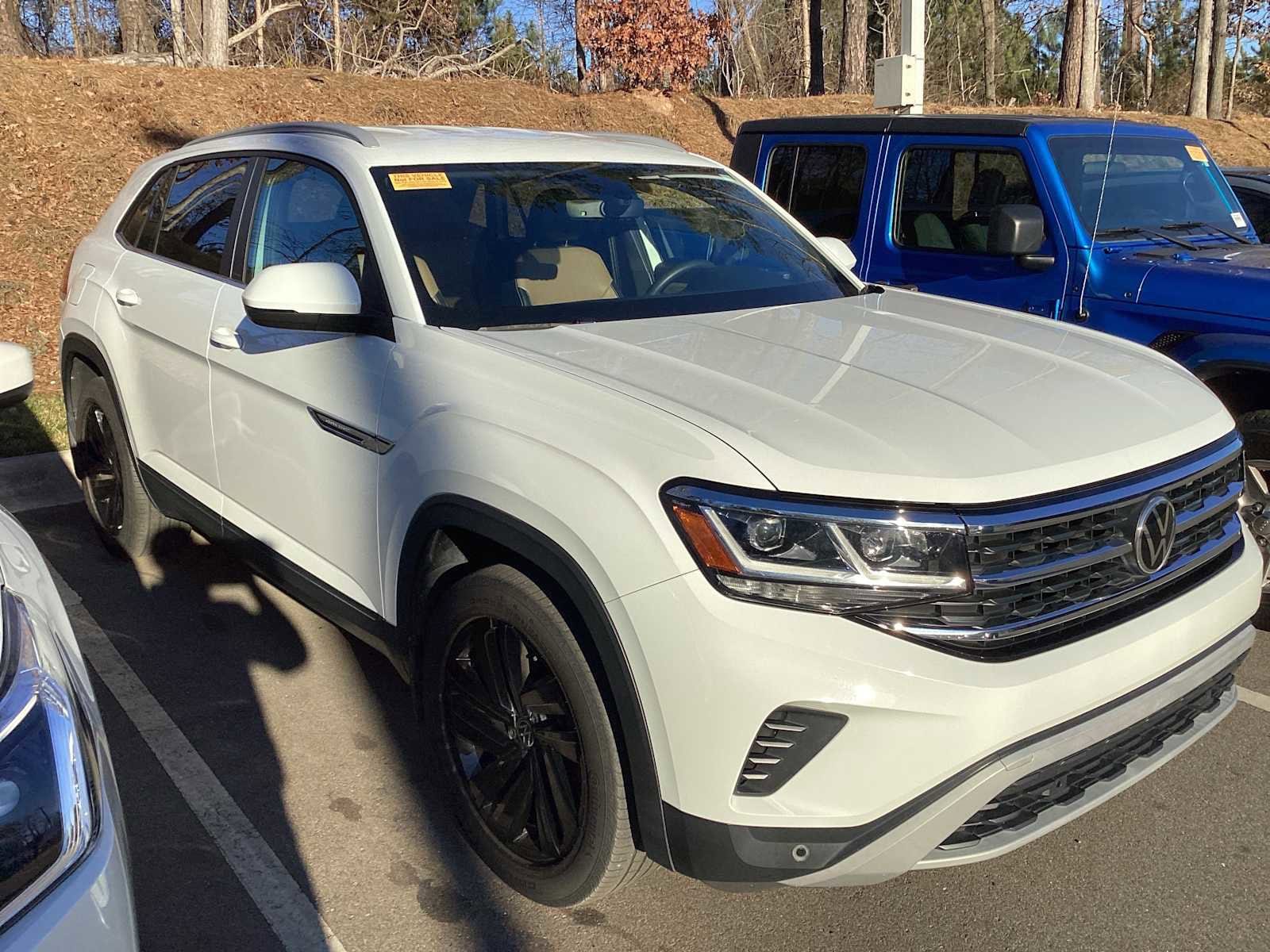 2022 Volkswagen Atlas Cross Sport SE's photo