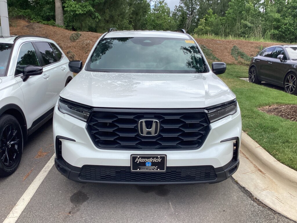 Certified 2025 Honda Pilot Sport SUV