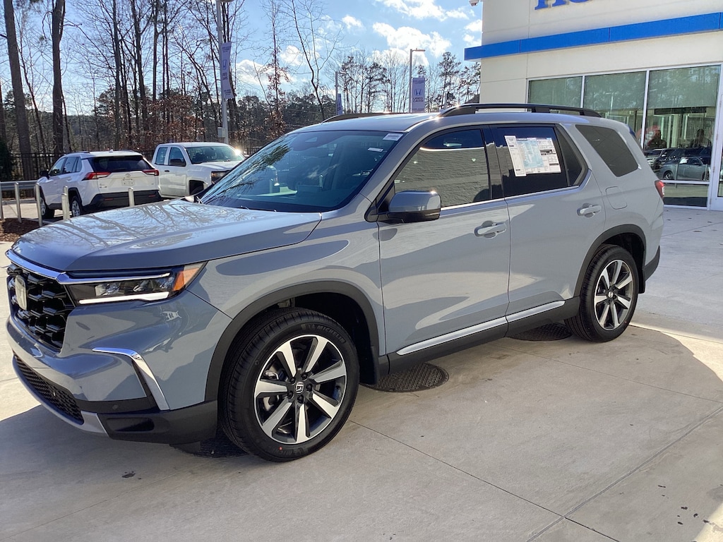 New 2025 Honda Pilot Touring SUV