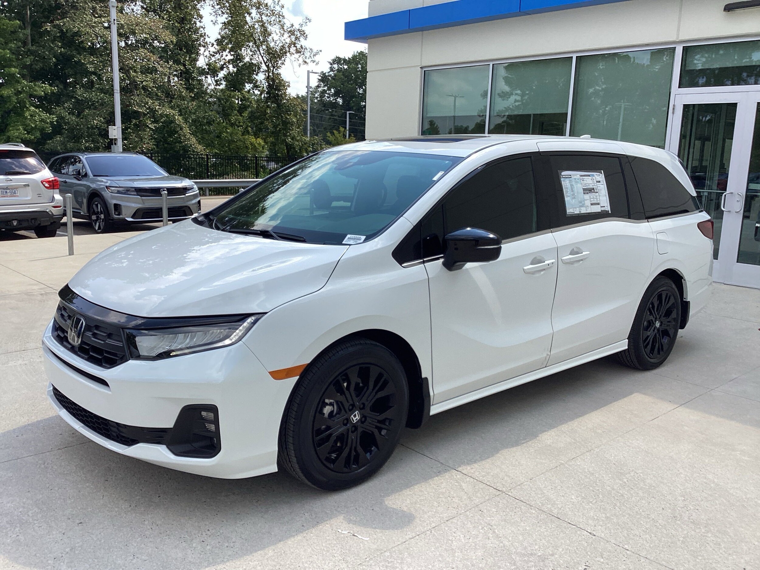 2026 Honda Odyssey Sport photo 3