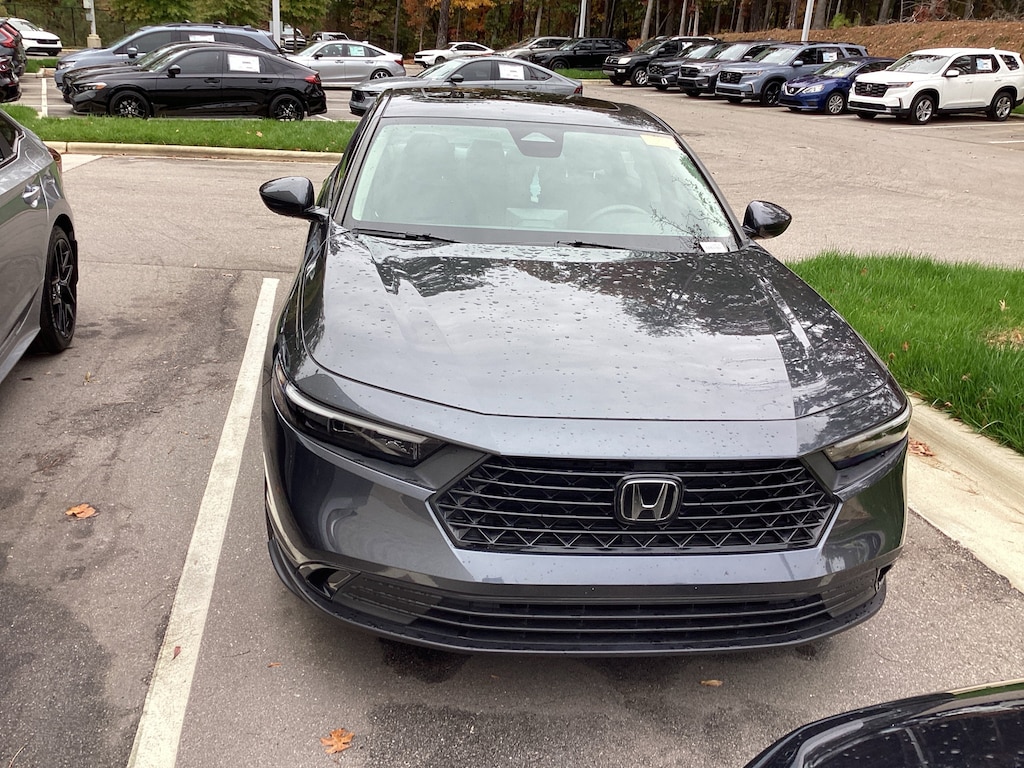 Used 2024 Honda Accord EX Sedan