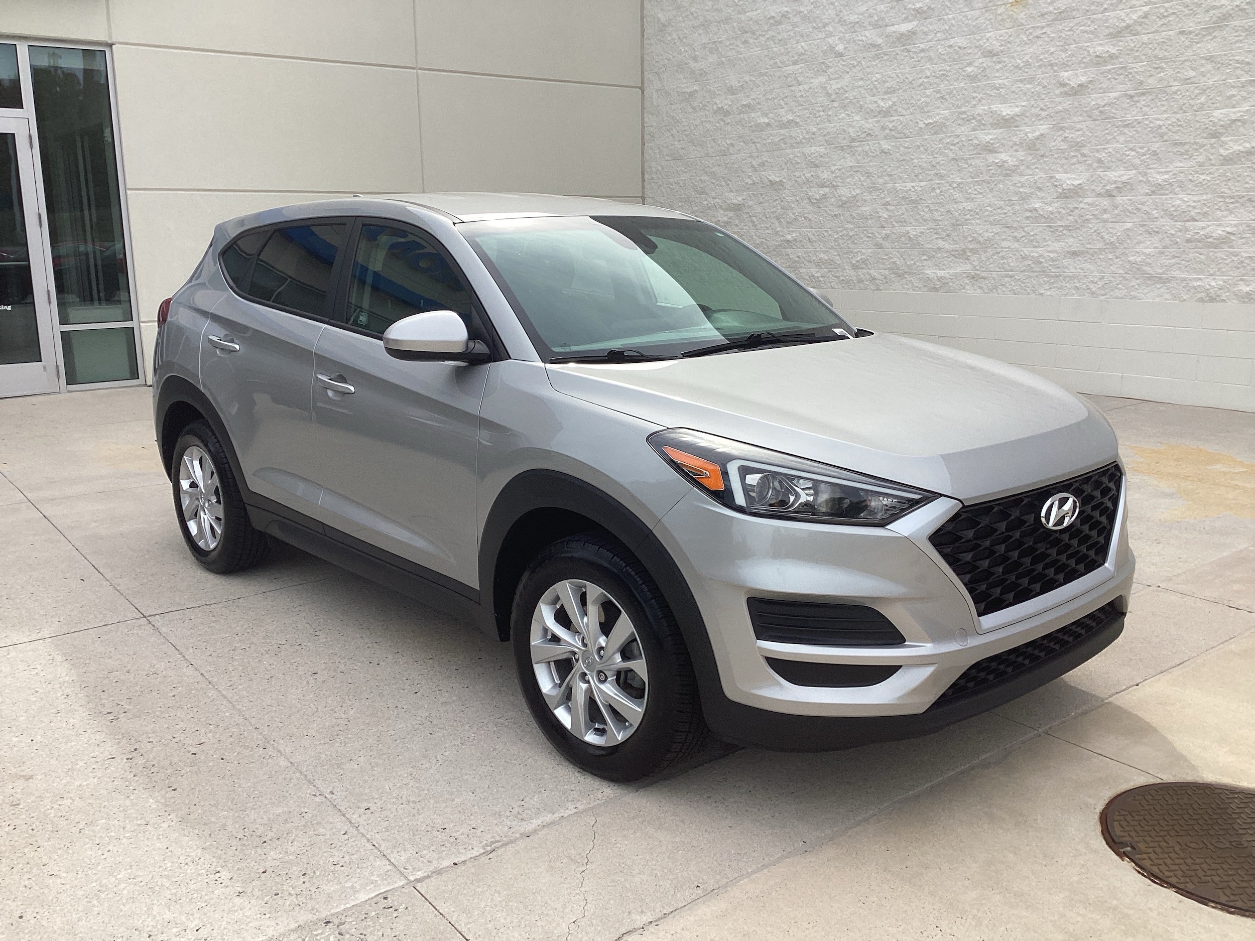 Used 2020 Hyundai Tucson SE with VIN KM8J2CA47LU209701 for sale in Kansas City