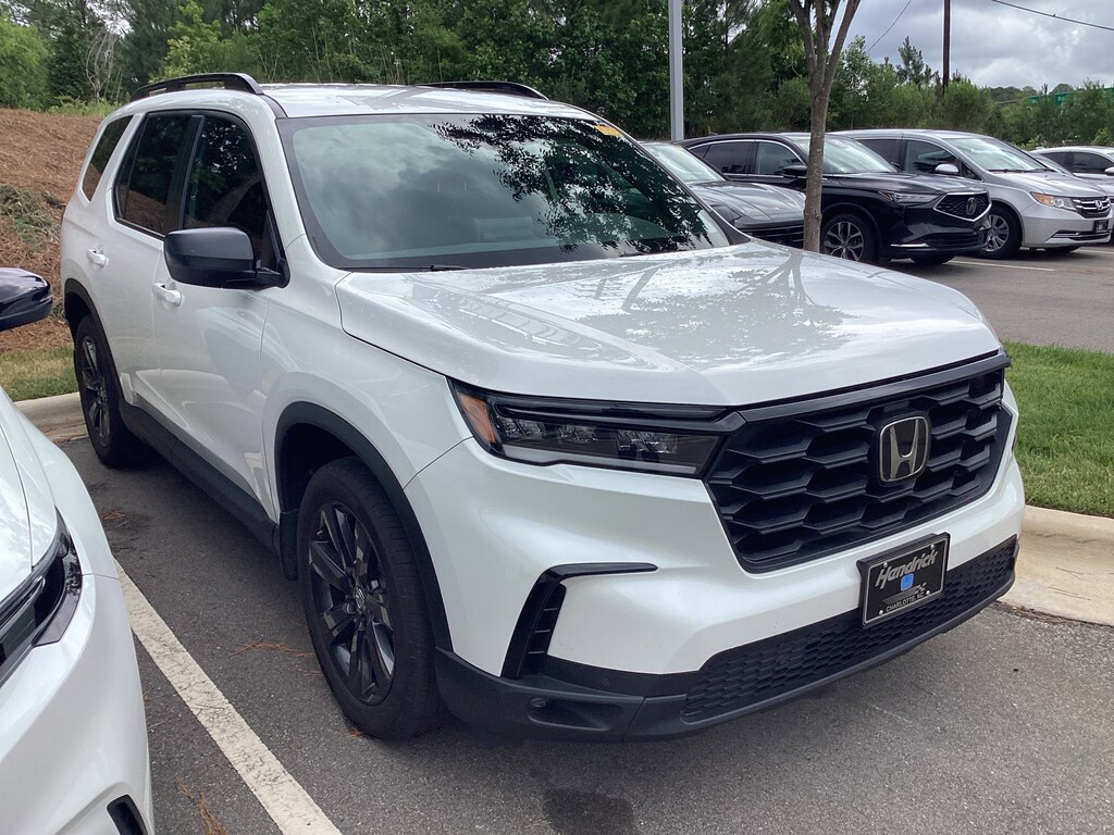 Certified 2025 Honda Pilot Sport SUV