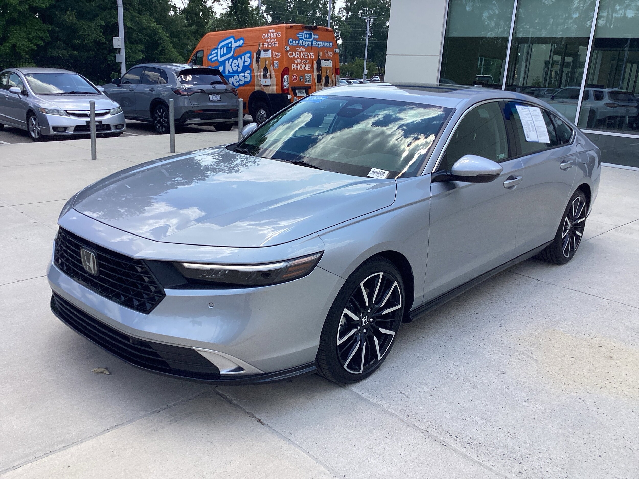 Honda Accord Hybrid Touring W/BSI