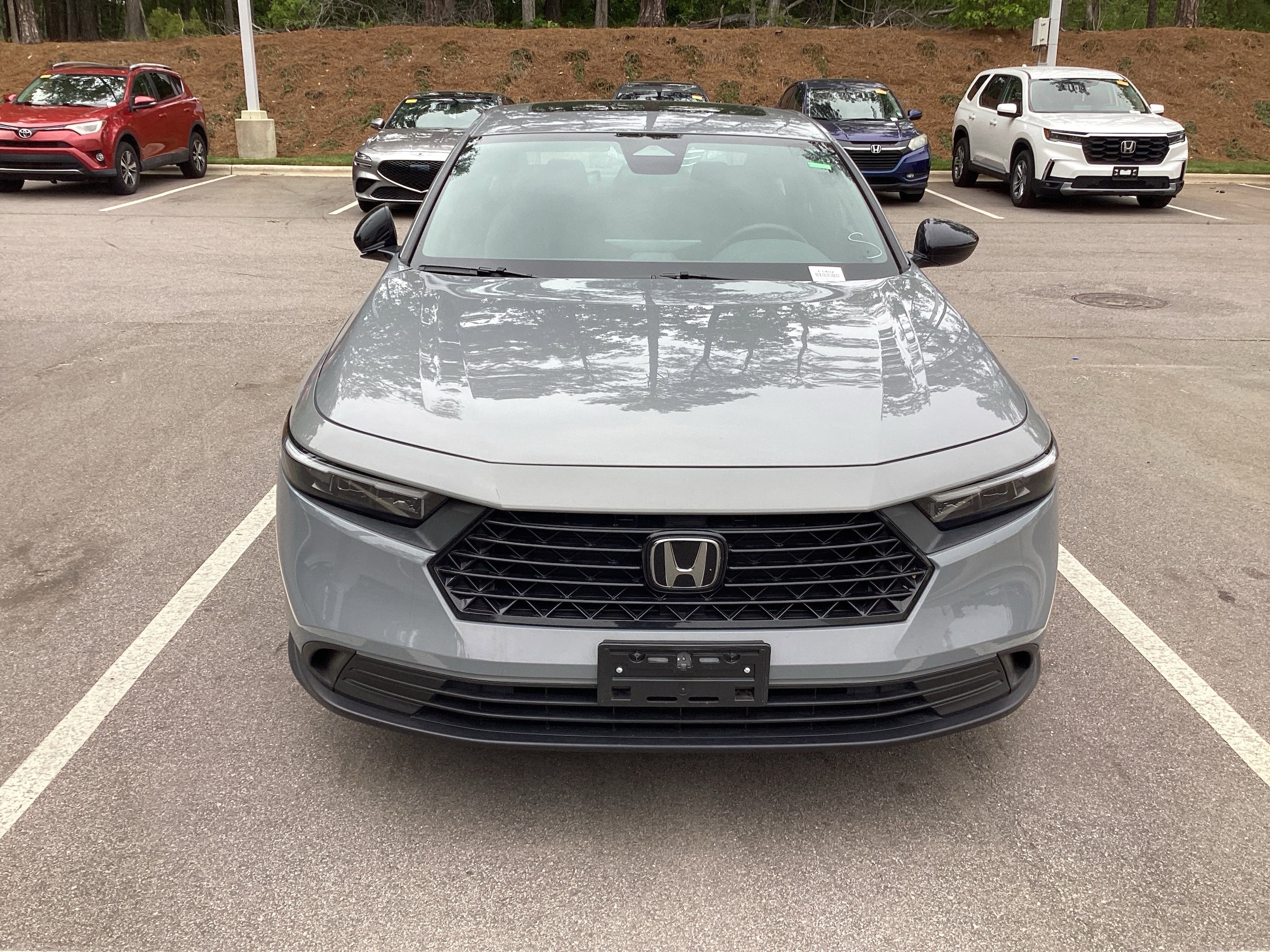 2024 Honda Accord Hybrid Sport photo 2