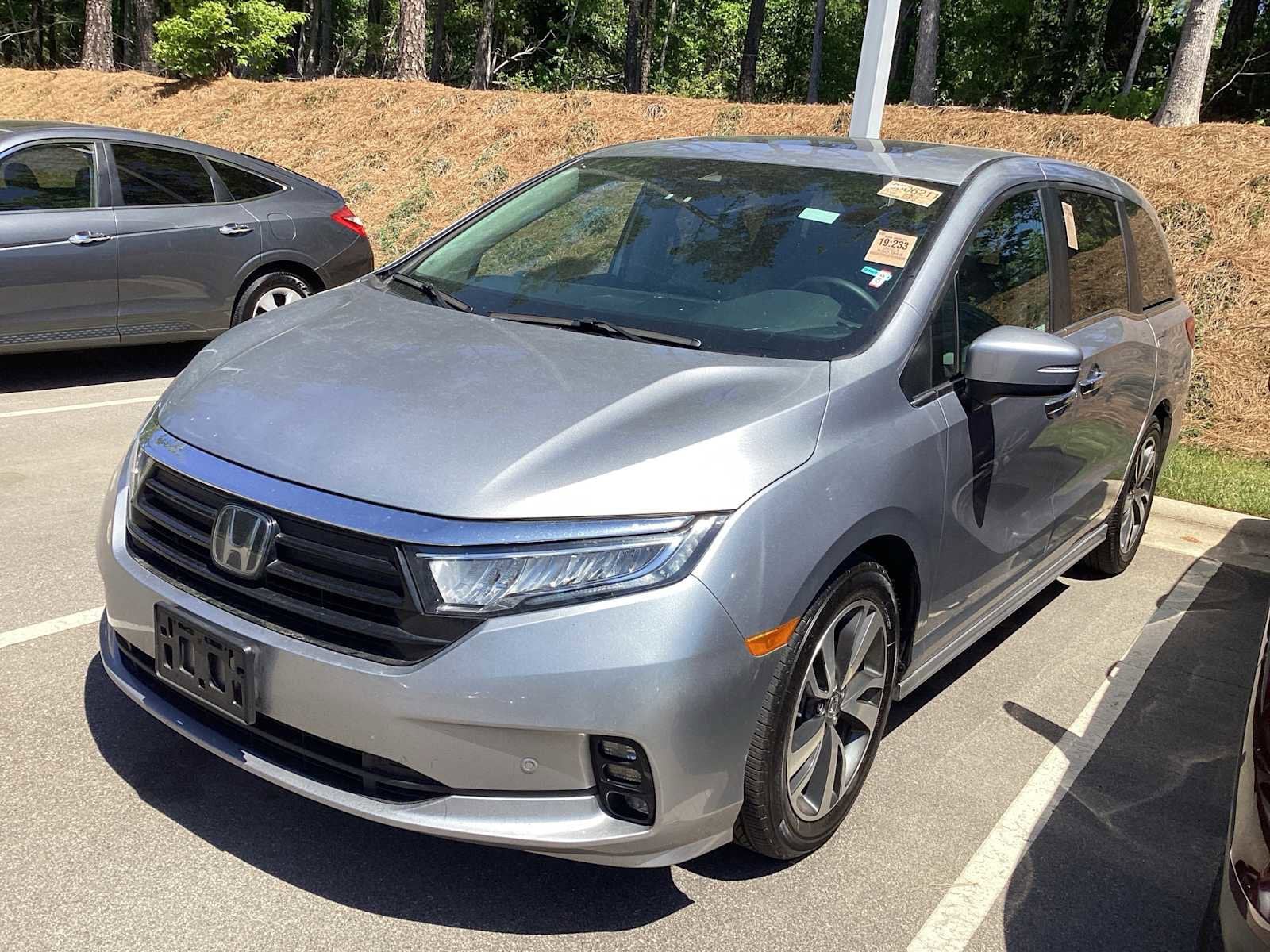 2023 Honda Odyssey Touring photo 6