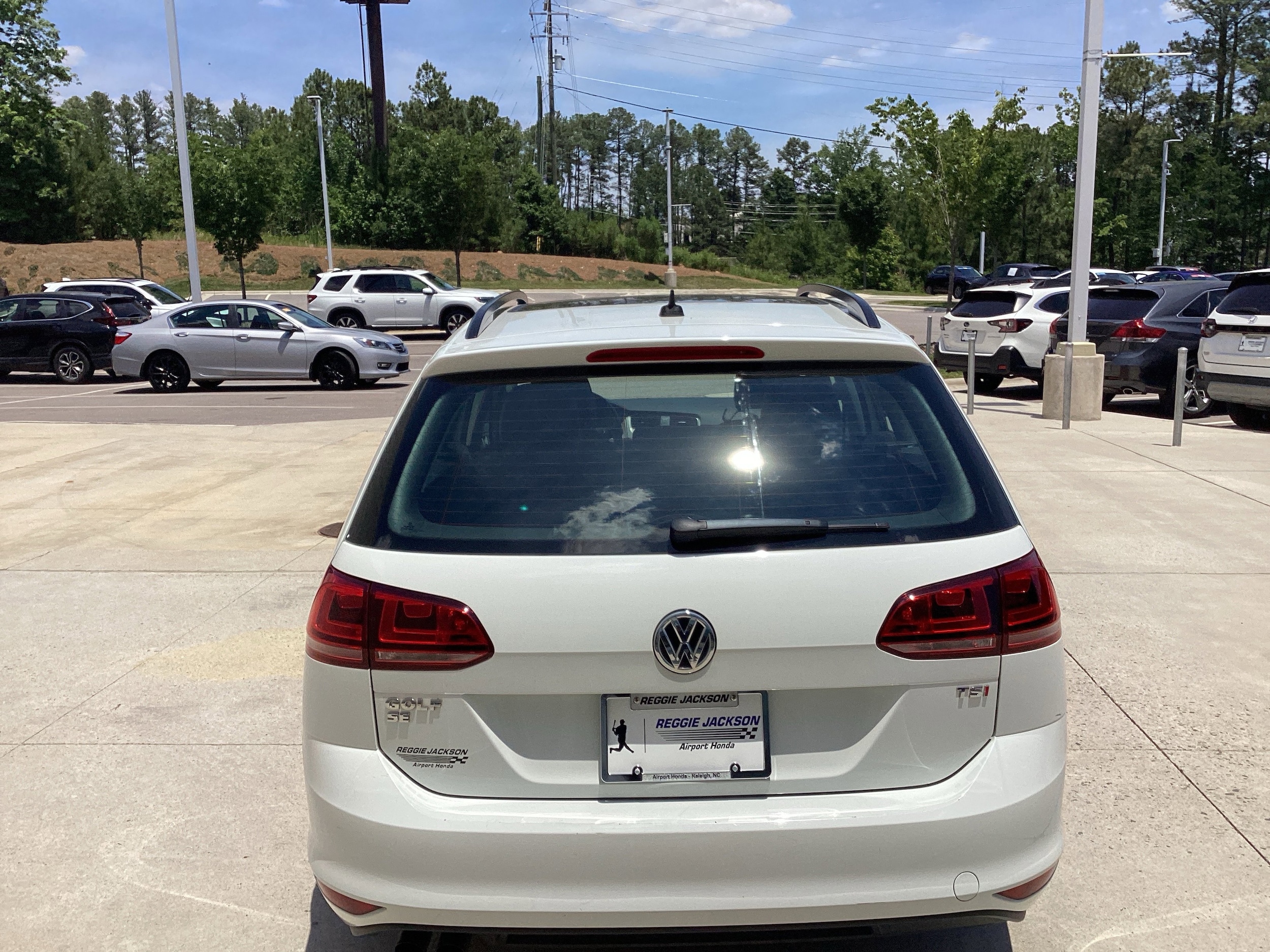 Volkswagen Golf SportWagen TSI SE 4-Door Automatic
