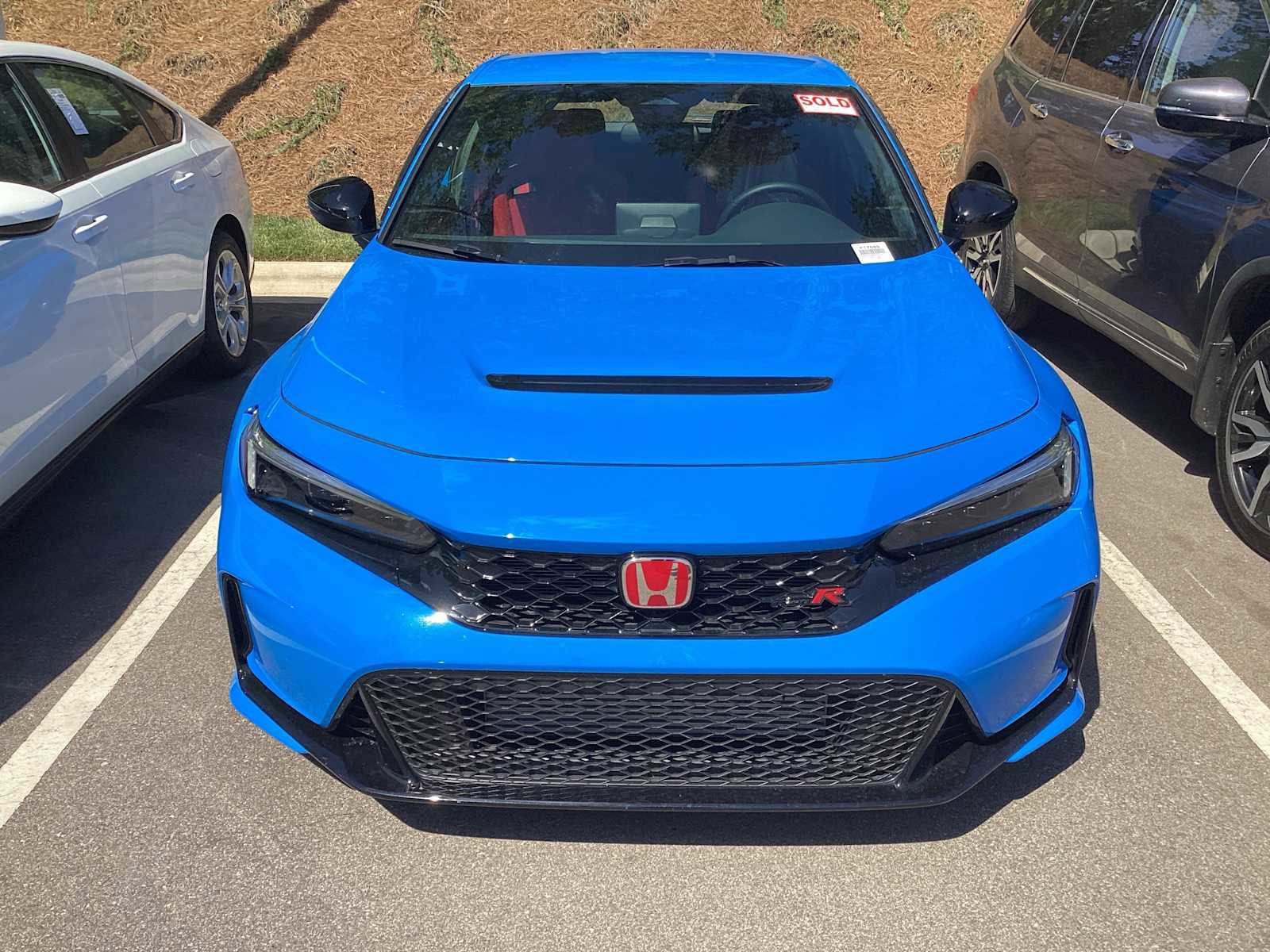 2025 Honda Civic Type R photo 3