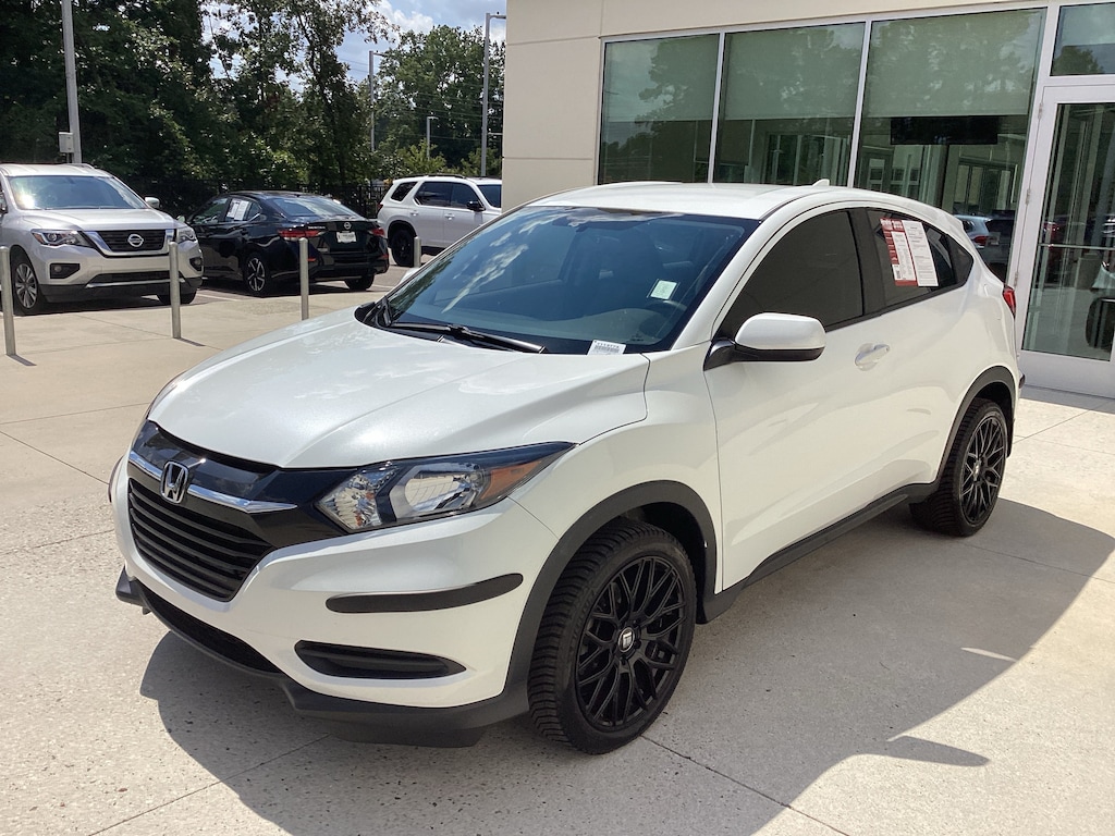 Used 2016 Honda HR-V LX AWD SUV
