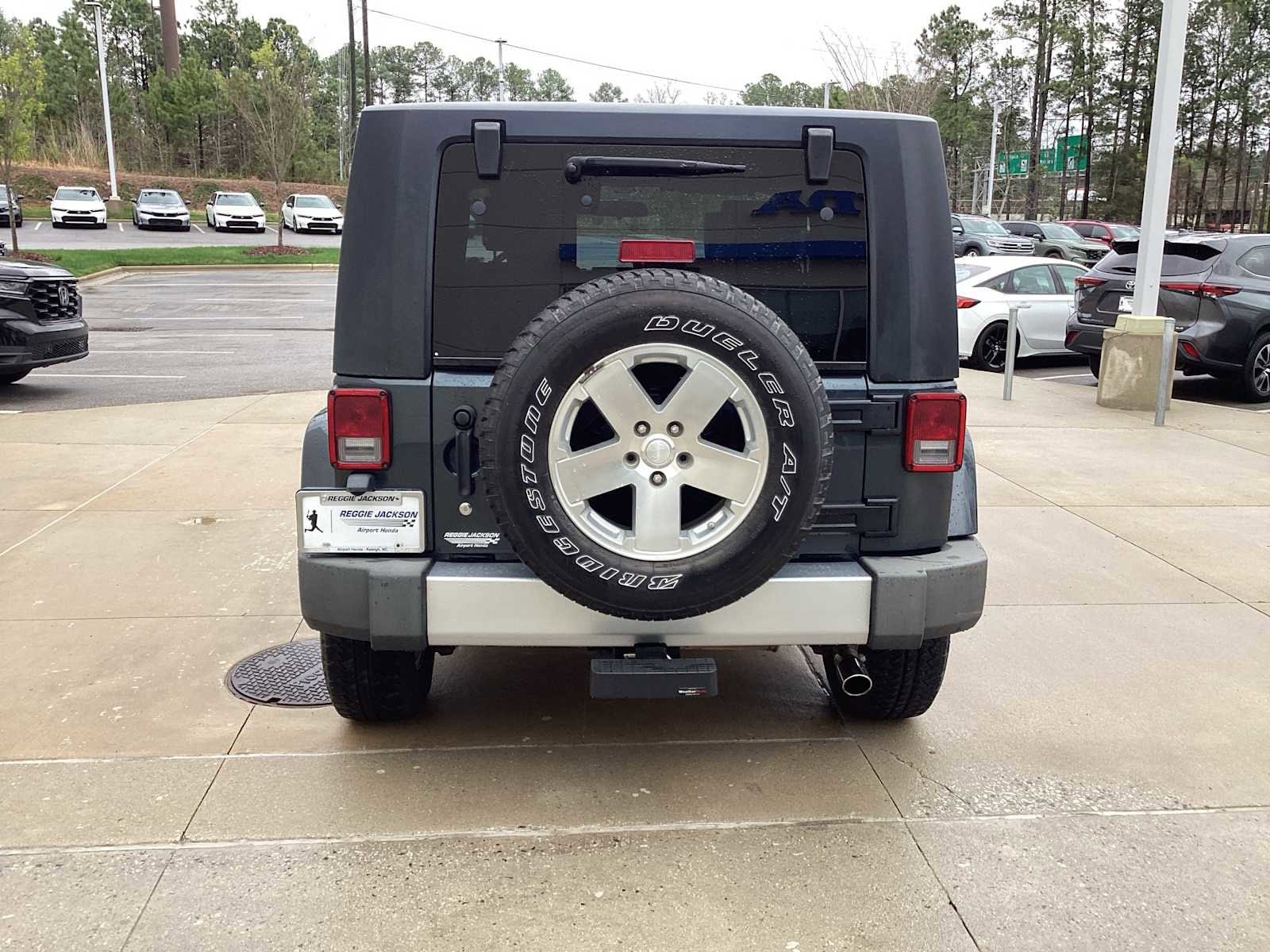 2008 Jeep Wrangler Sahara photo 3