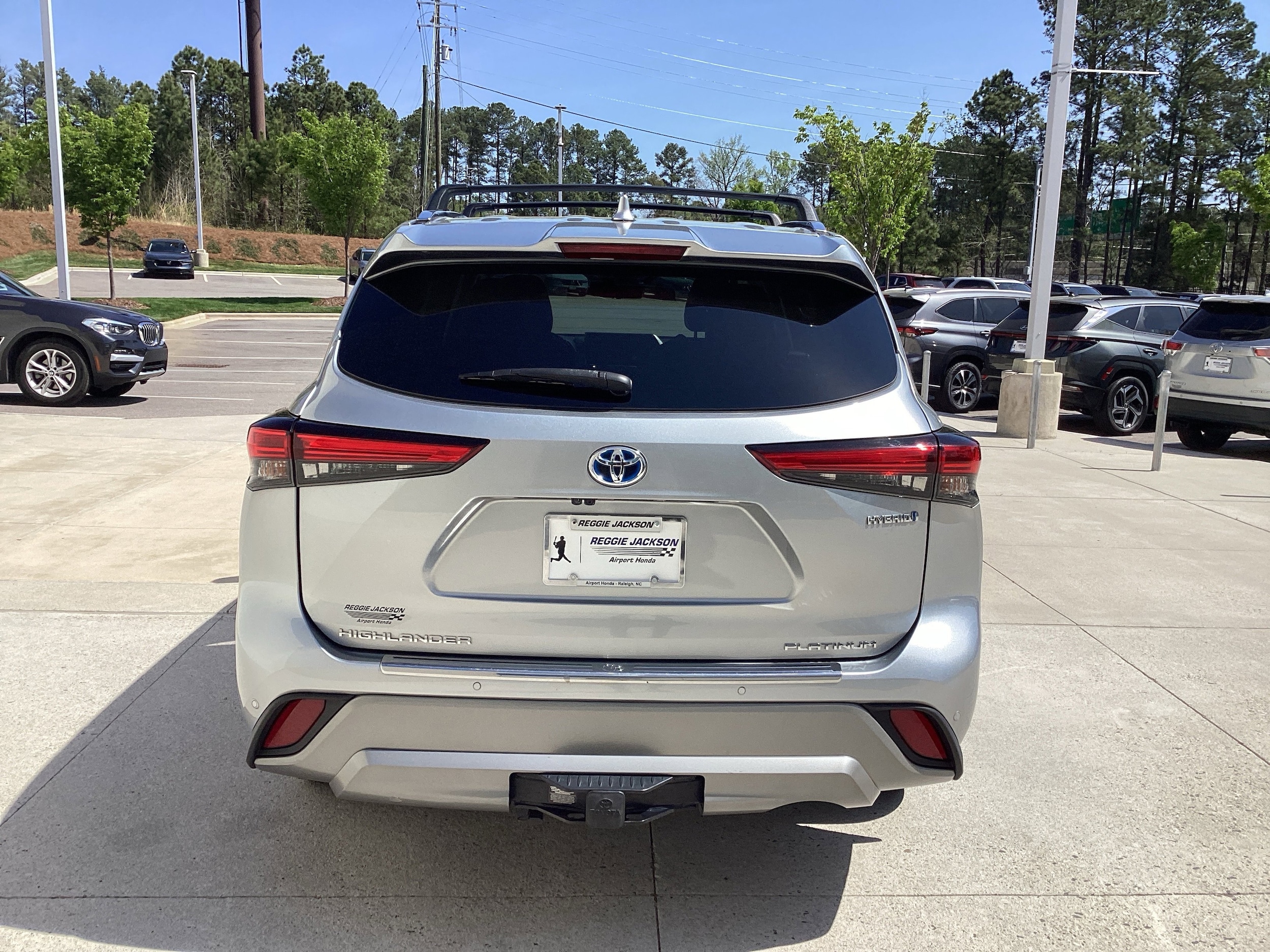 2022 Toyota Highlander Hybrid Platinum photo 6