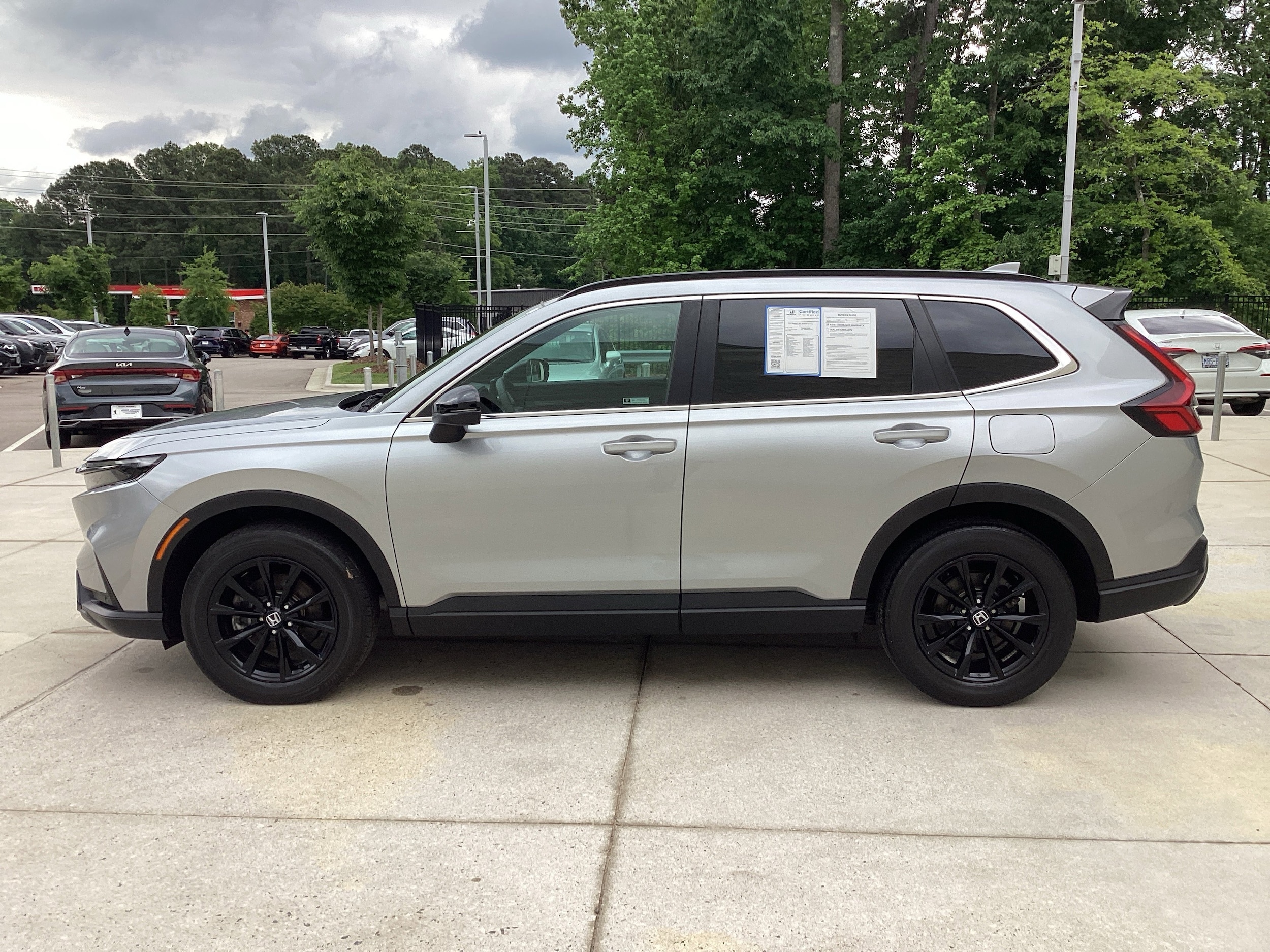 2024 Honda CR-V Hybrid Sport-L photo 4