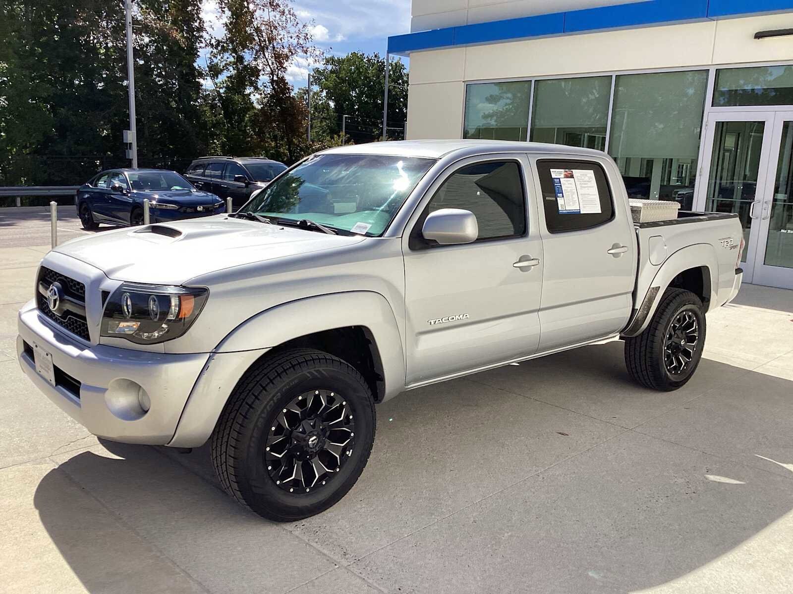 2011 Toyota Tacoma Base photo 3