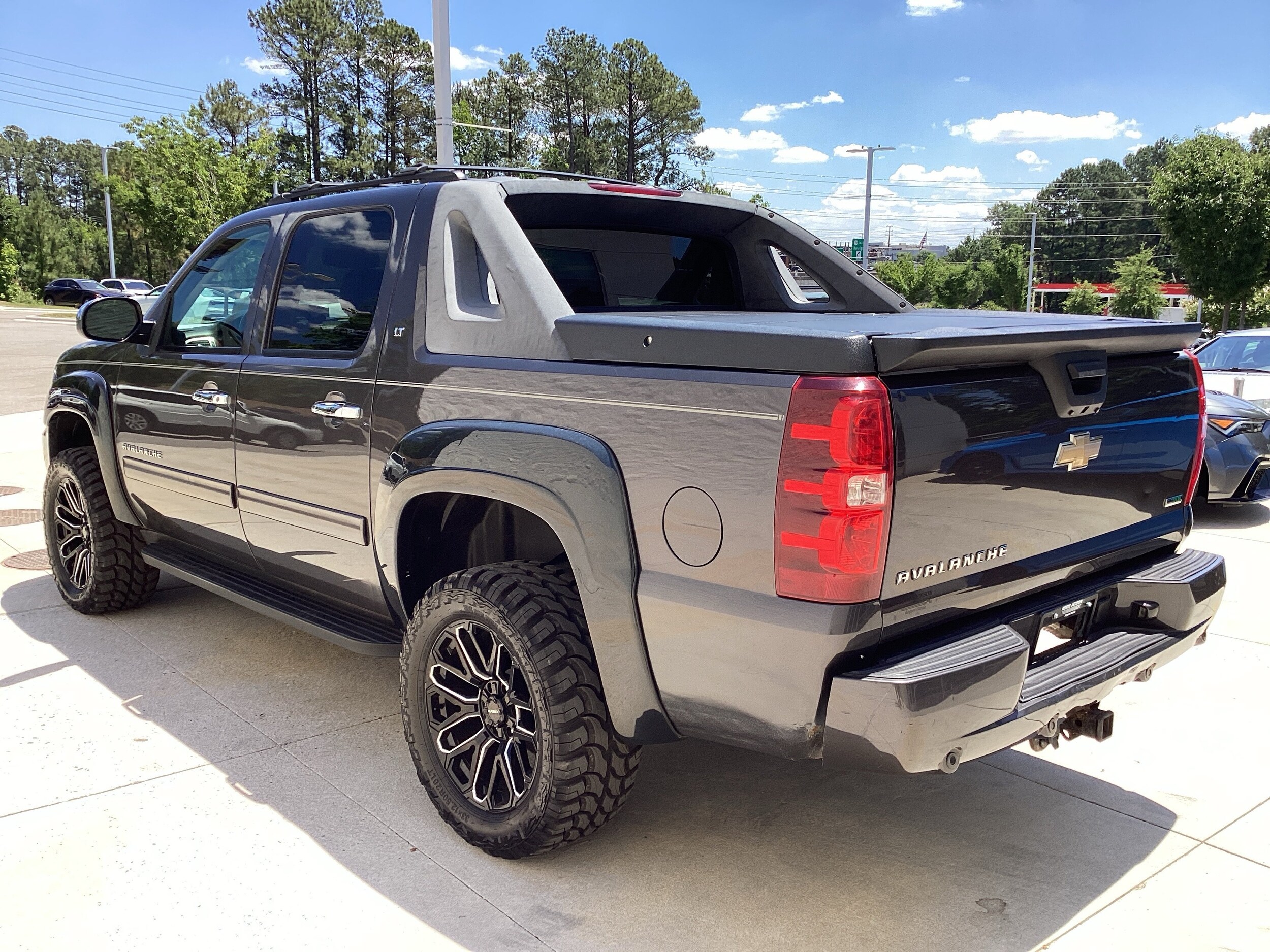 Chevrolet Avalanche LT1