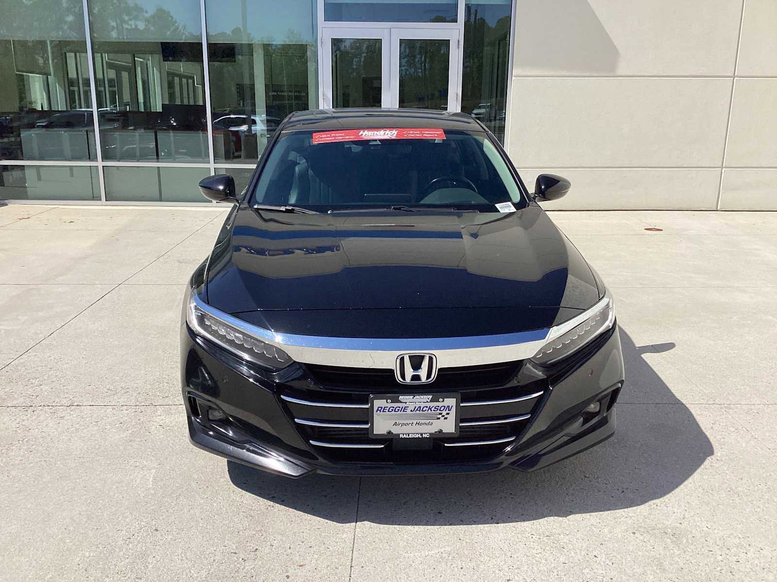 2021 Honda Accord Touring 2.0T photo 2