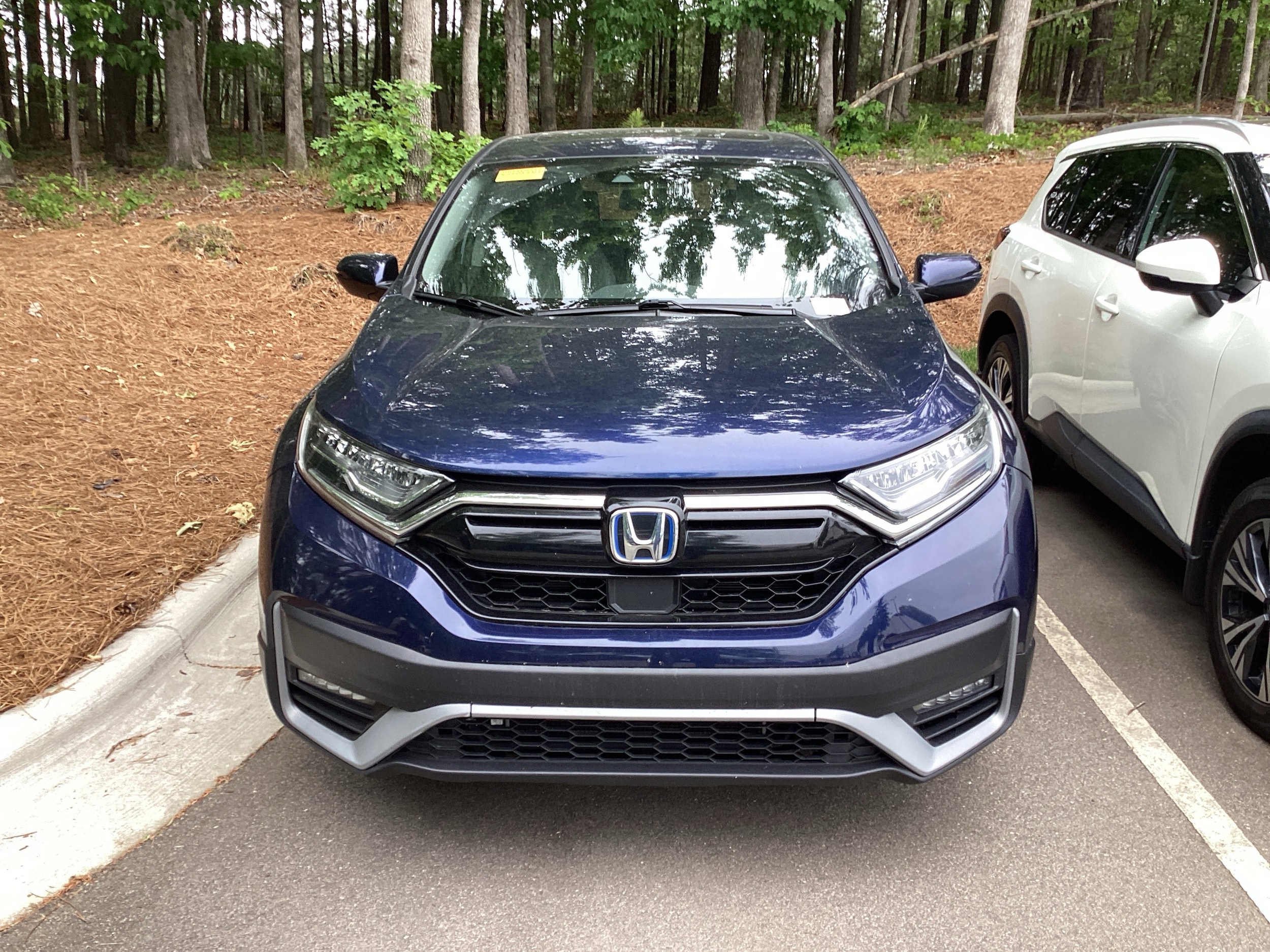 2022 Honda CR-V Hybrid EX-L photo 2