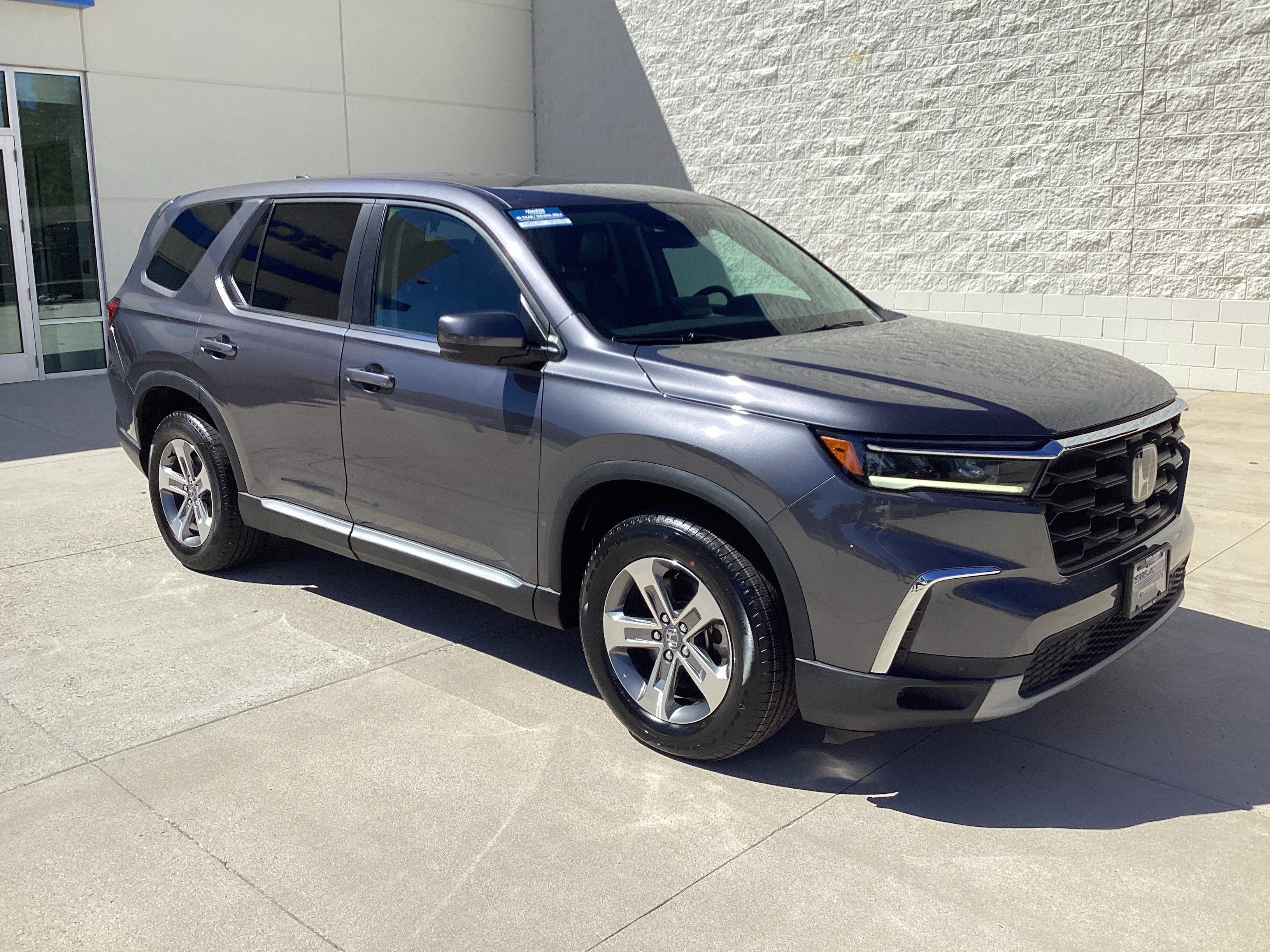 Used 2023 Honda Pilot EX-L 8 Passenger SUV