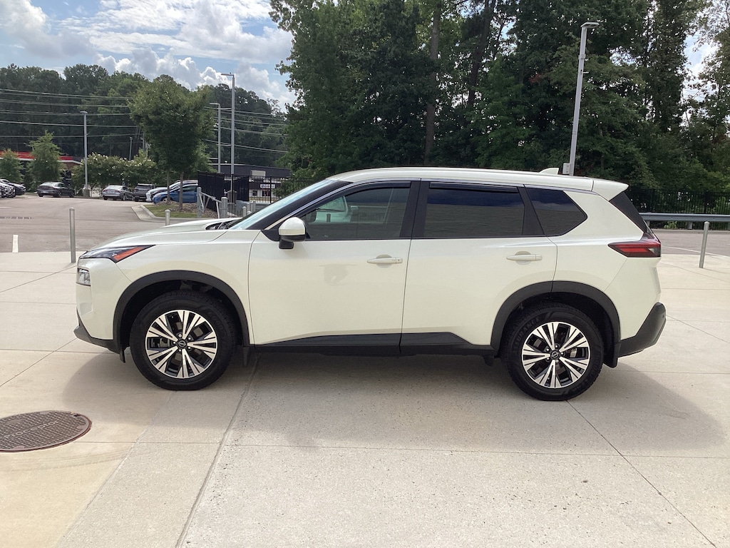 Used 2023 Nissan Rogue SV SUV